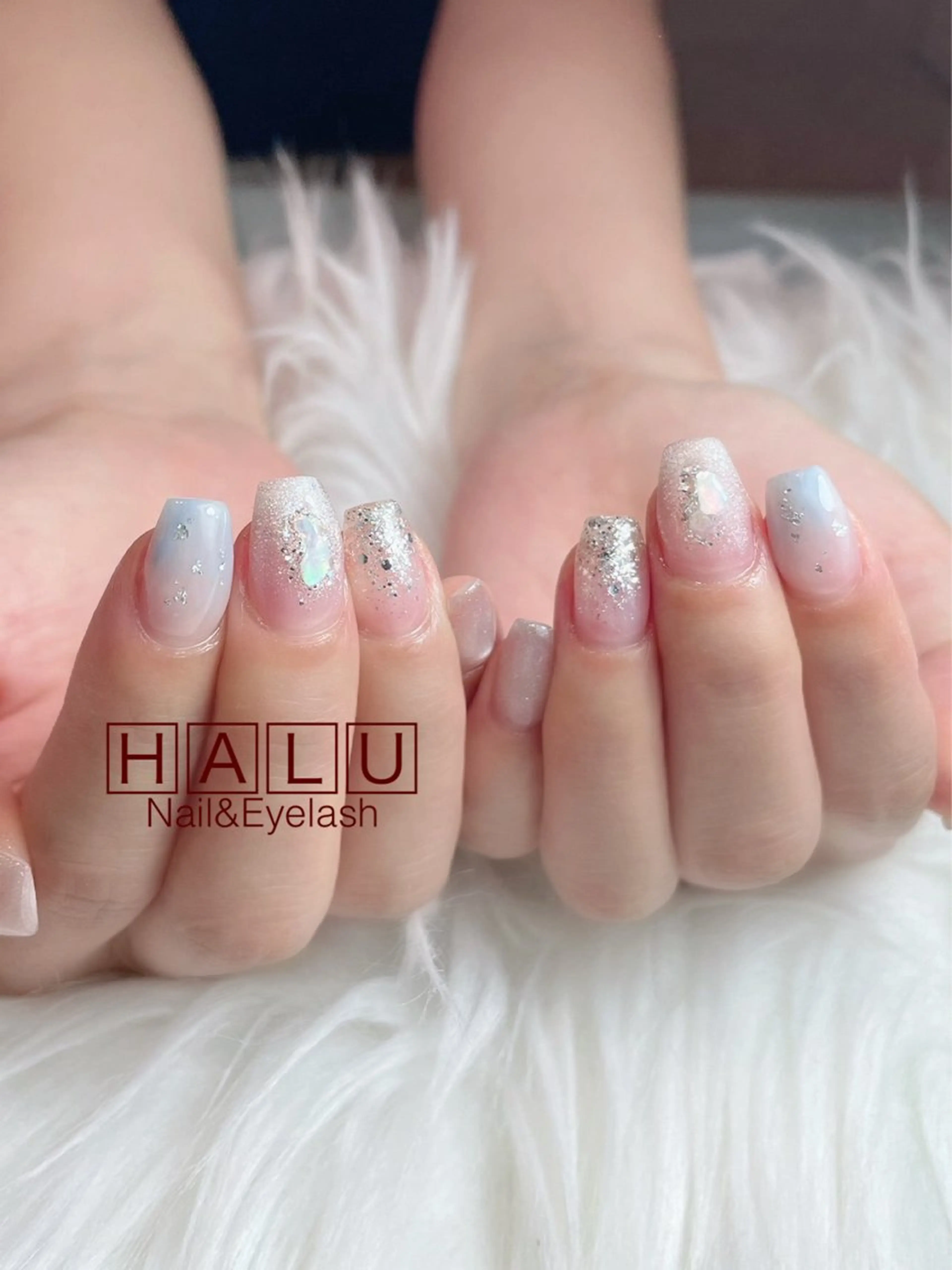 ネイル キラキラネイル シルバー HALU ハルのネイルデザイン