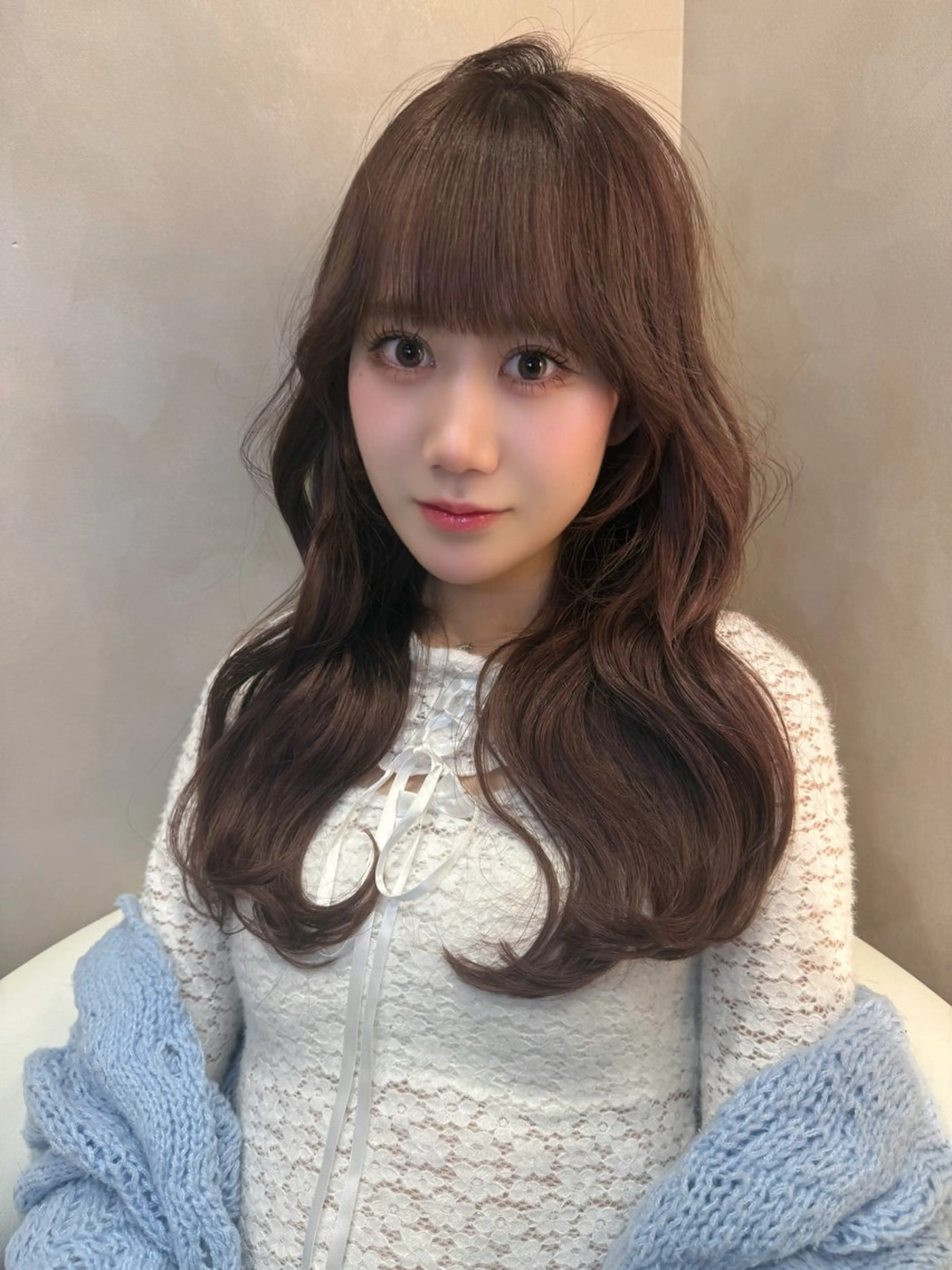 ロング 顔周りカット ヨシンモリ 韓国風ヘア レイヤーカット シースルーバング カット ヘアカラー 韓国ヘア/レイヤー/ 前髪/髪質改善/石川のヘアスタイル