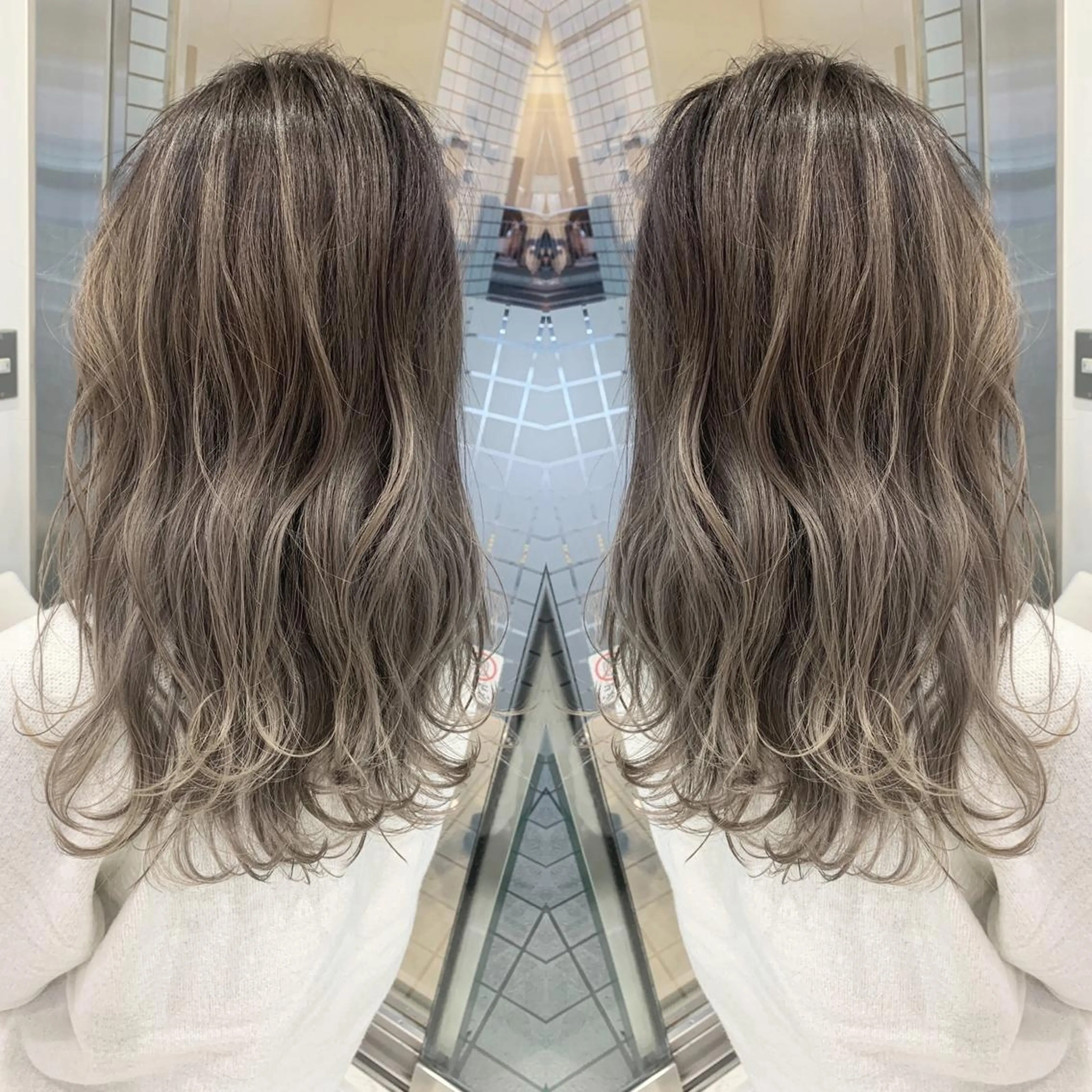 セミロング カラー シルバー N° jillva ♦️川端裕司♦️のヘアスタイル