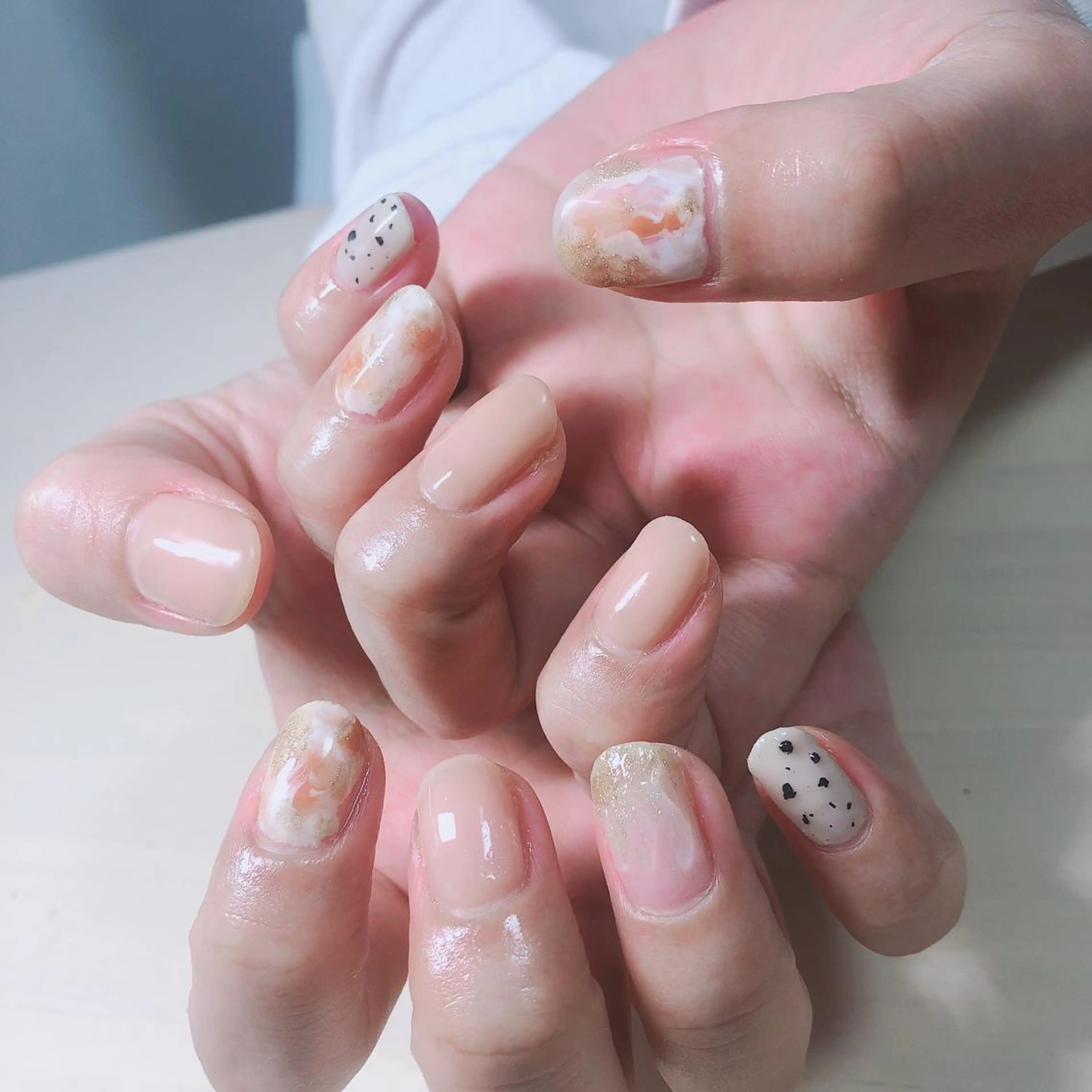 ネイル アートネイル ニュアンスネイル 結城 怜菜のネイルデザイン