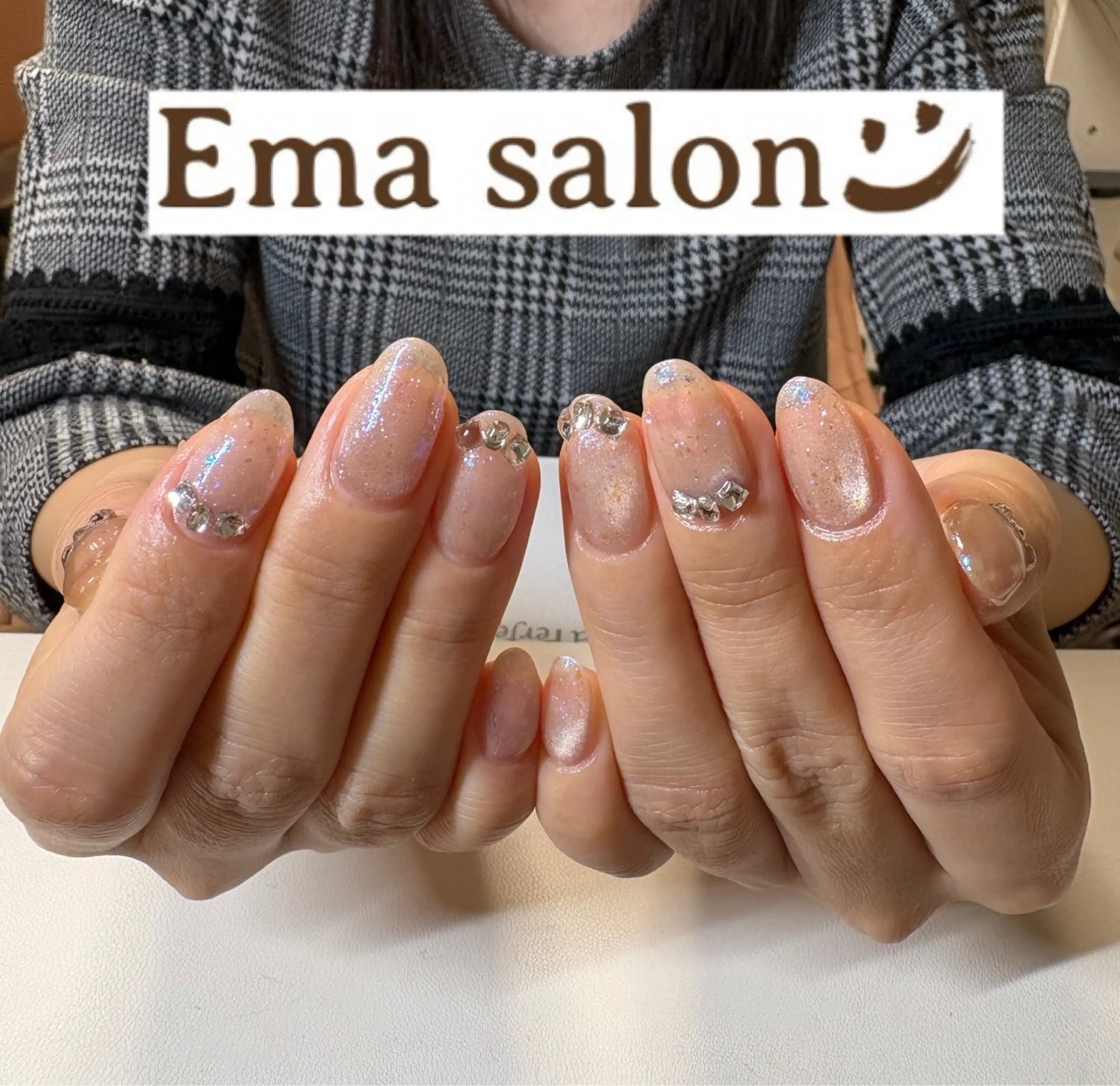 ネイル ストーンネイル ハンドネイル Ema salon hiromiのネイルデザイン