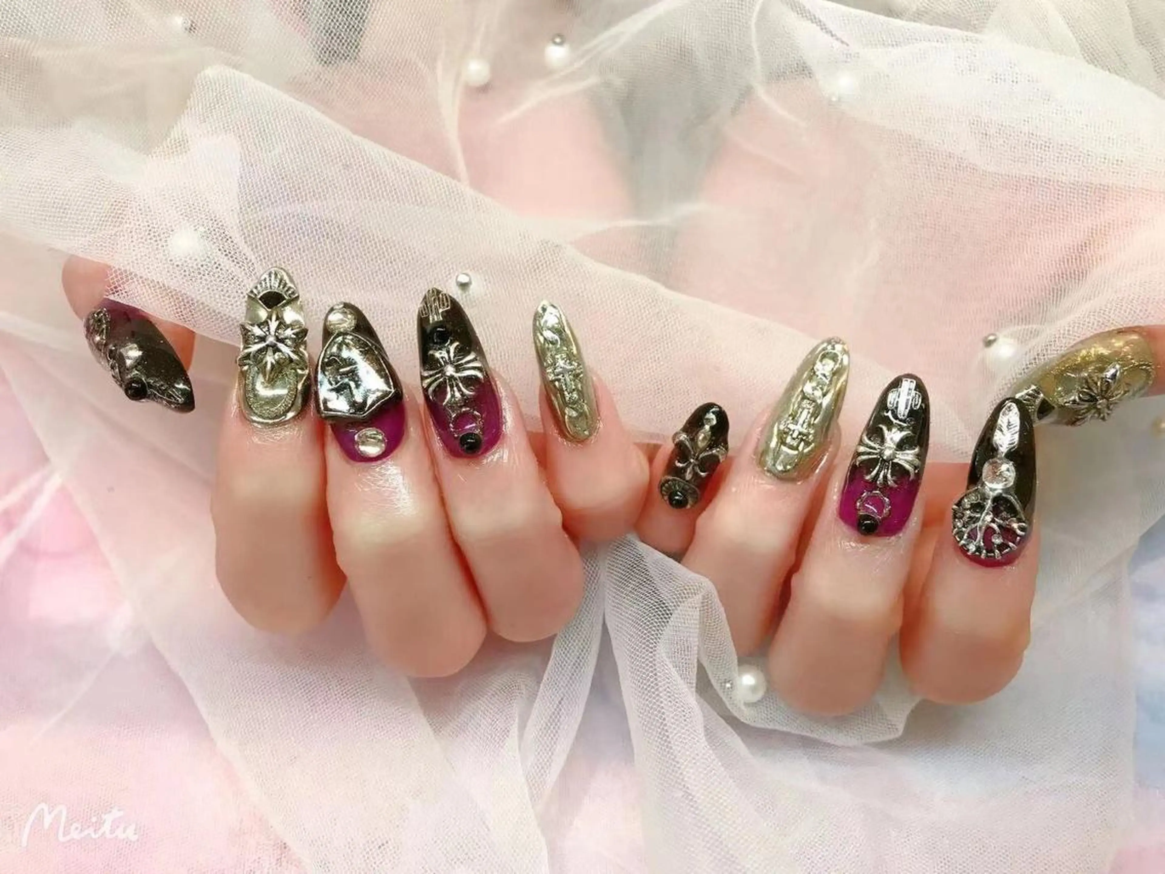 ネイル ISA_ BELLAのネイルデザイン