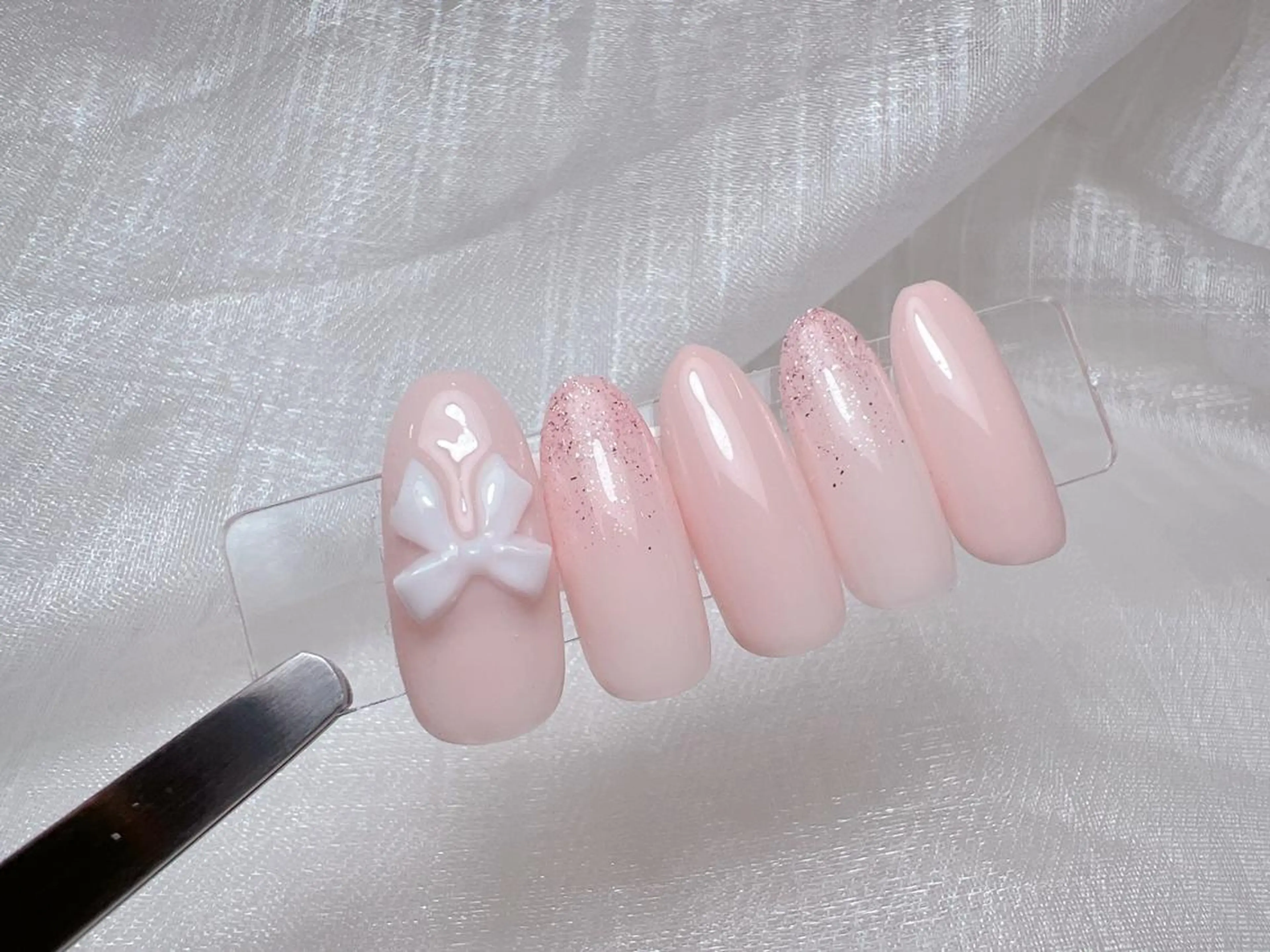 ネイル ハンドネイル 桃山 莉緒のネイルデザイン