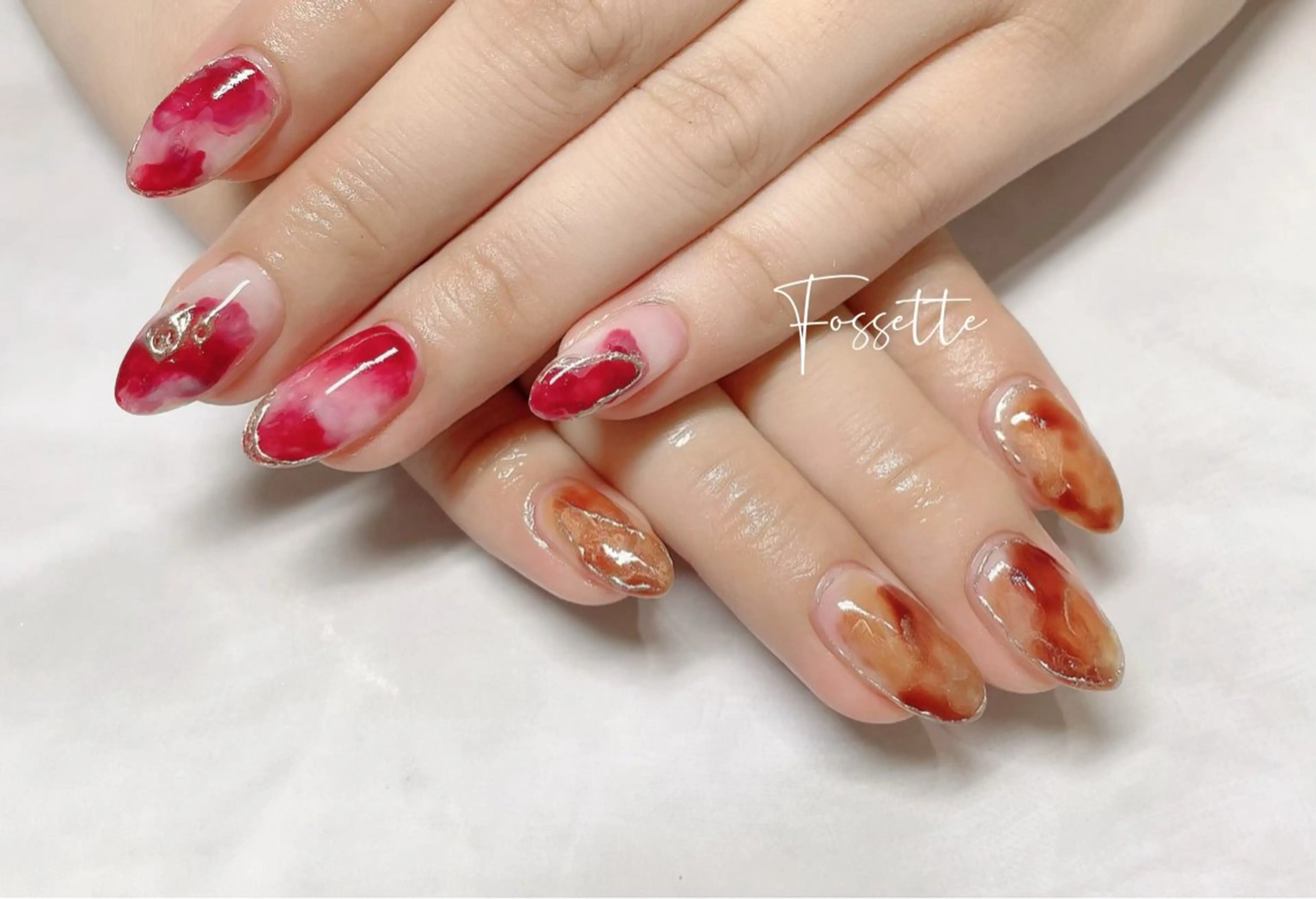 ネイル ミラーネイル ニュアンスネイル nailsalon Fossetteのネイルデザイン