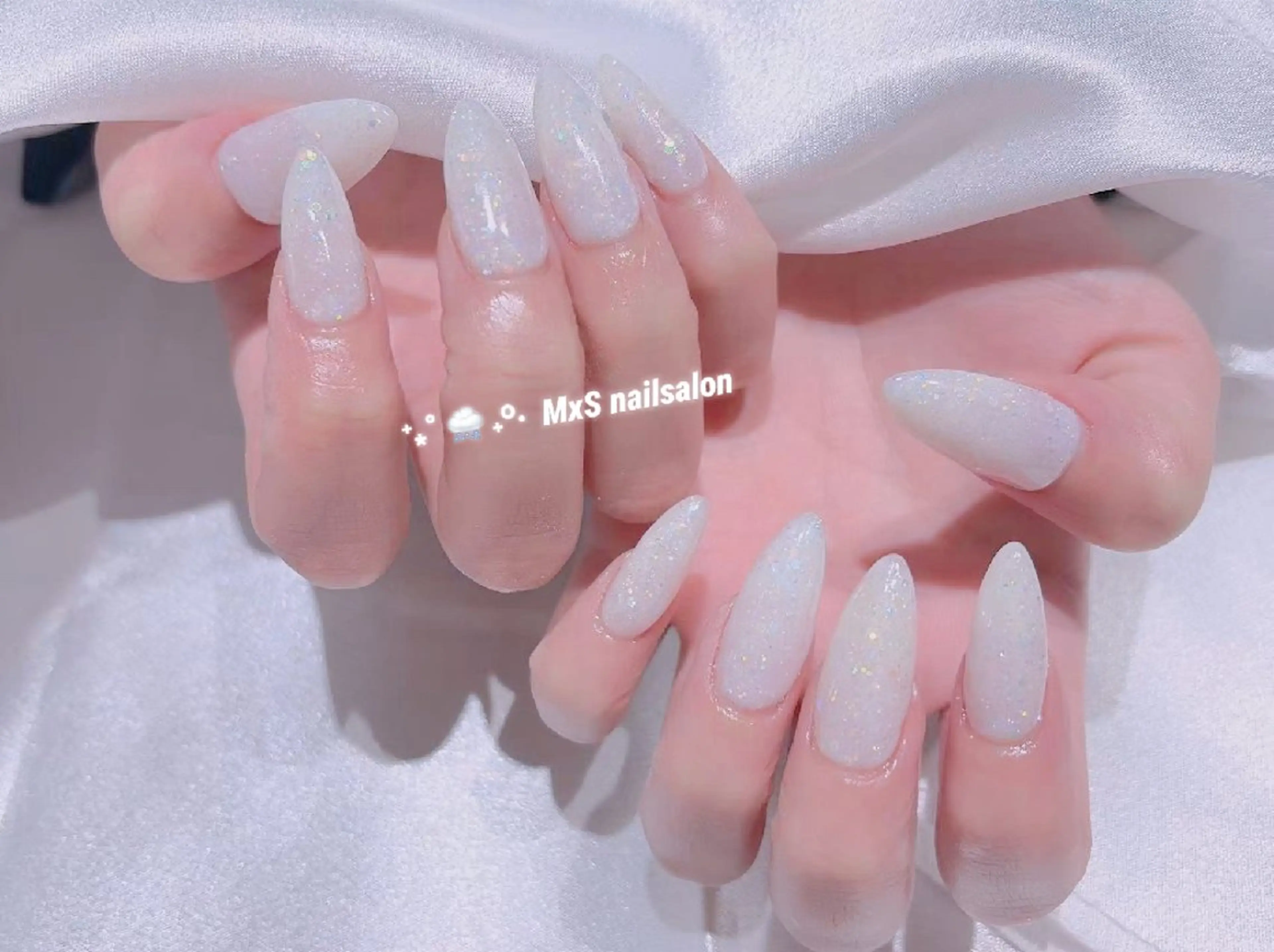 ネイル ジェルネイル 韓国ネイル マグネットネイル パラジェル ワンホンネイル ハンドネイル ハンドケア MxS Nail 【長さだし/フィルイン/マグネット/ワンホンネイル/韓国ネイル/パラジェル】所属・M×S Nail みなのネイルデザイン