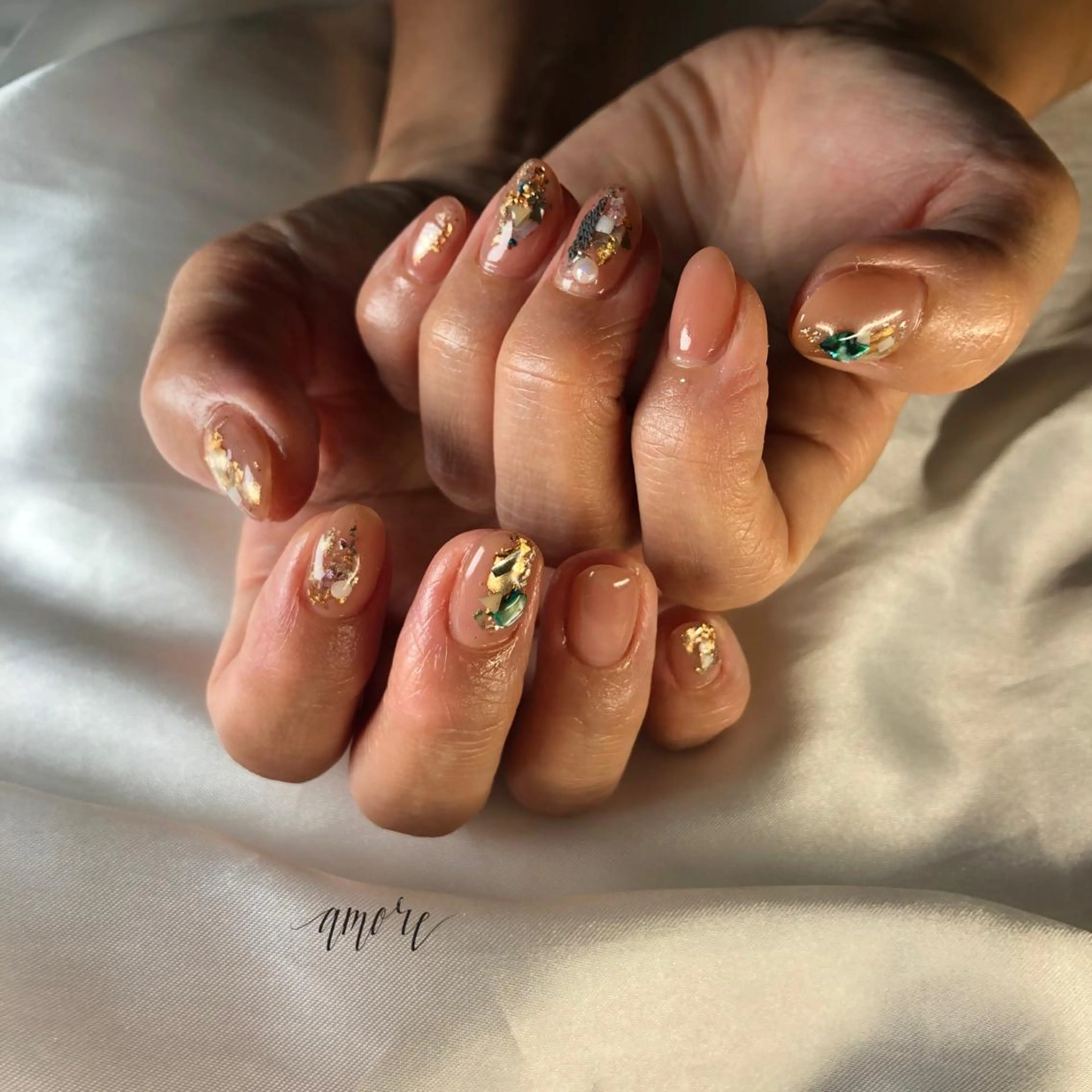 ネイル ジェルネイル 氷ネイル・うるうるネイル マグネットネイル ミラーネイル ニュアンスネイル You kyehwaのネイルデザイン