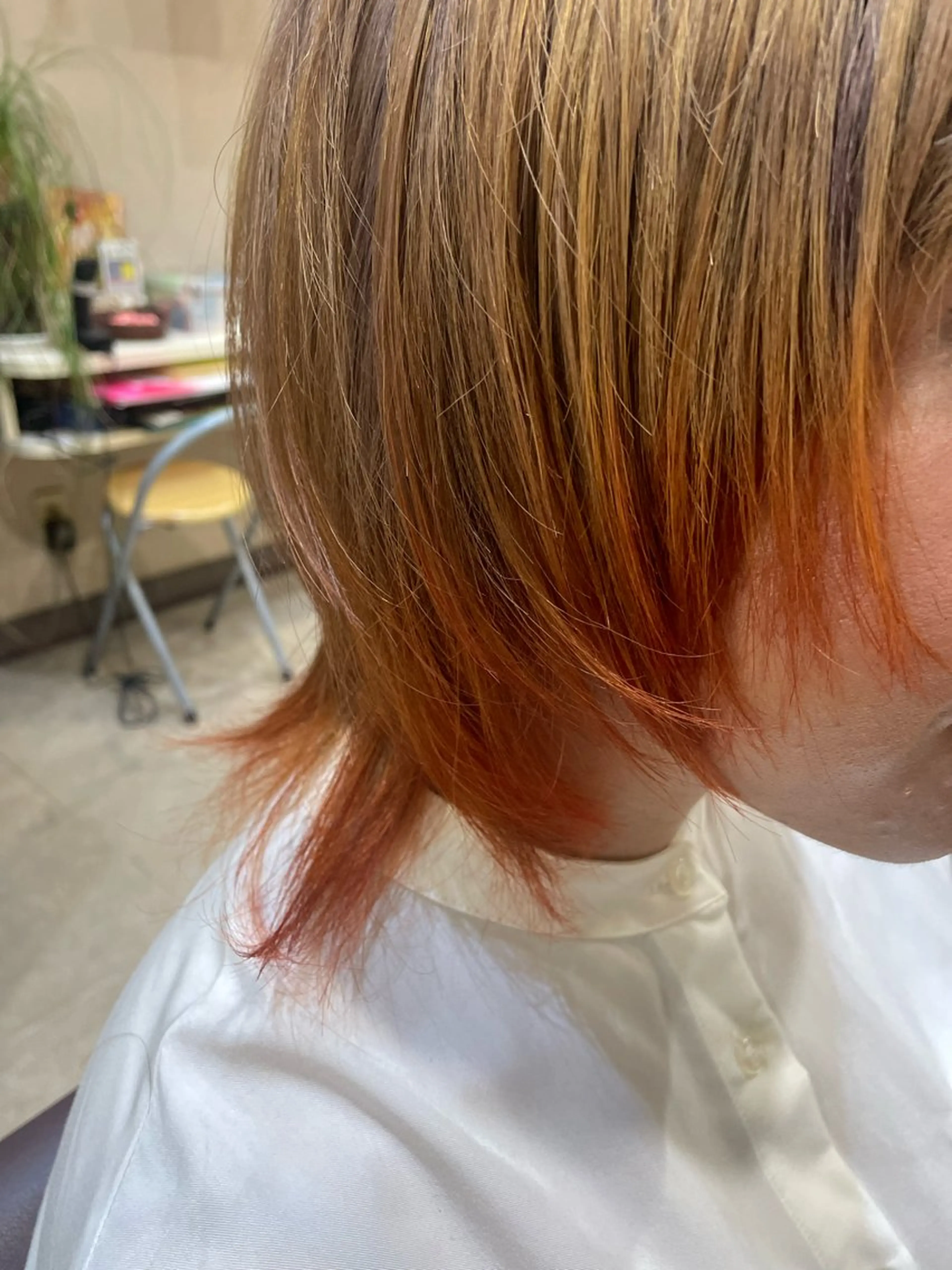 ミディアム カラー ブリーチ オレンジ リヴァベイリア所属・カラー/フリーランス 鈴木　亜紀子のヘアスタイル