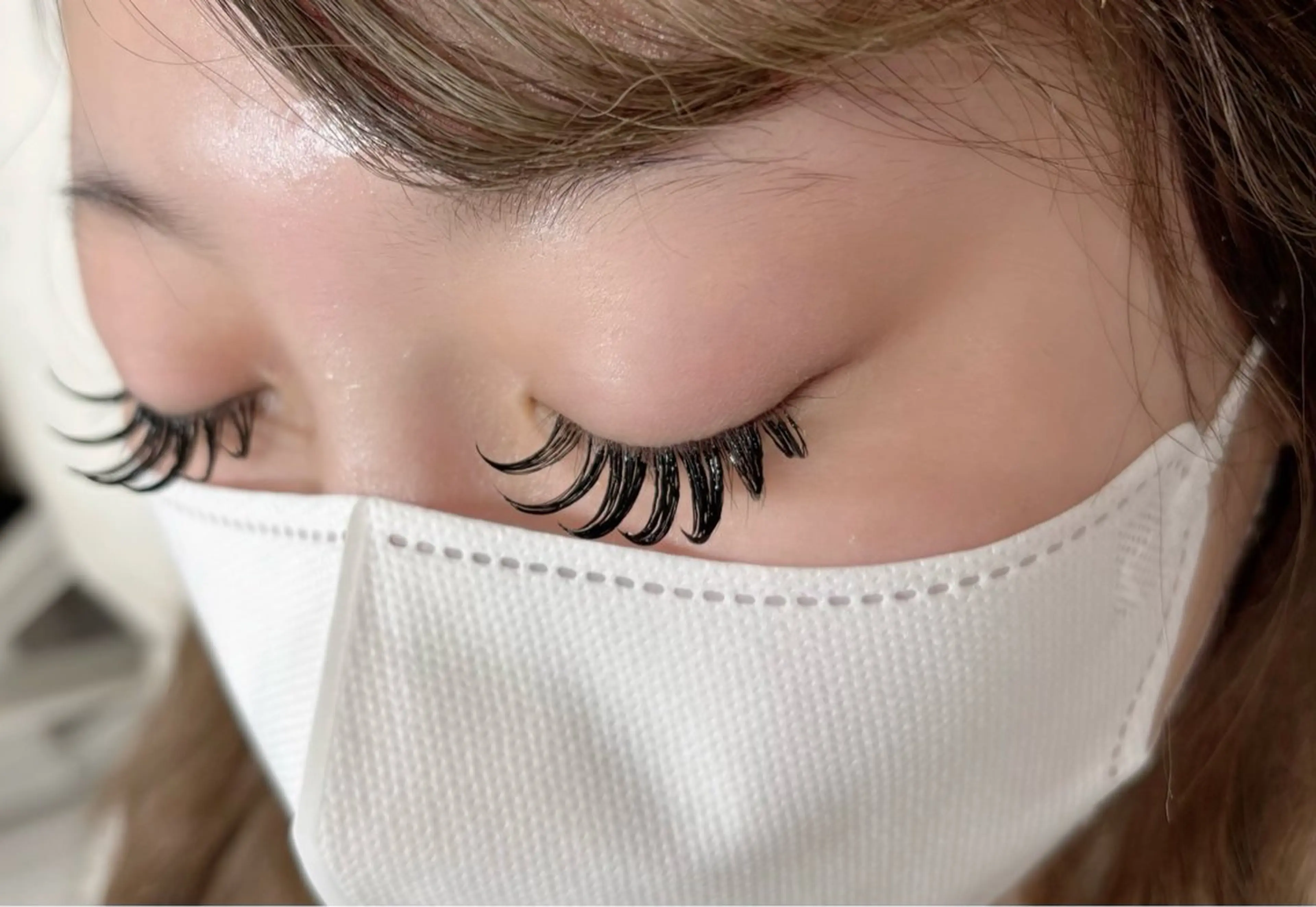 マツエク・マツパ バインドロック 束感まつ毛 I am MISAKIの眉毛・アイブロウイメージ