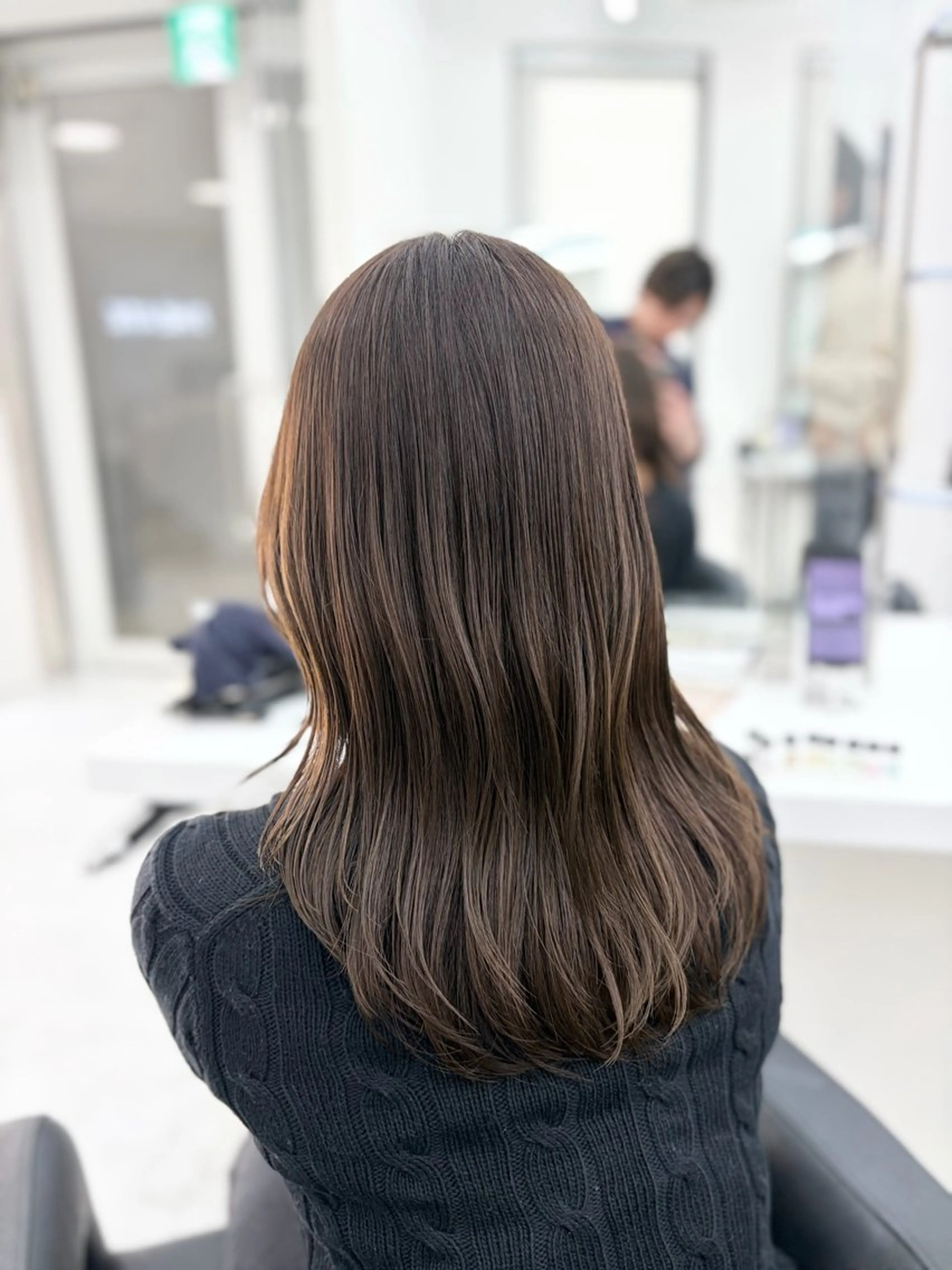 ミディアム カラー カット パーマ 藍斗｜透明感カラー /レイヤーのヘアスタイル