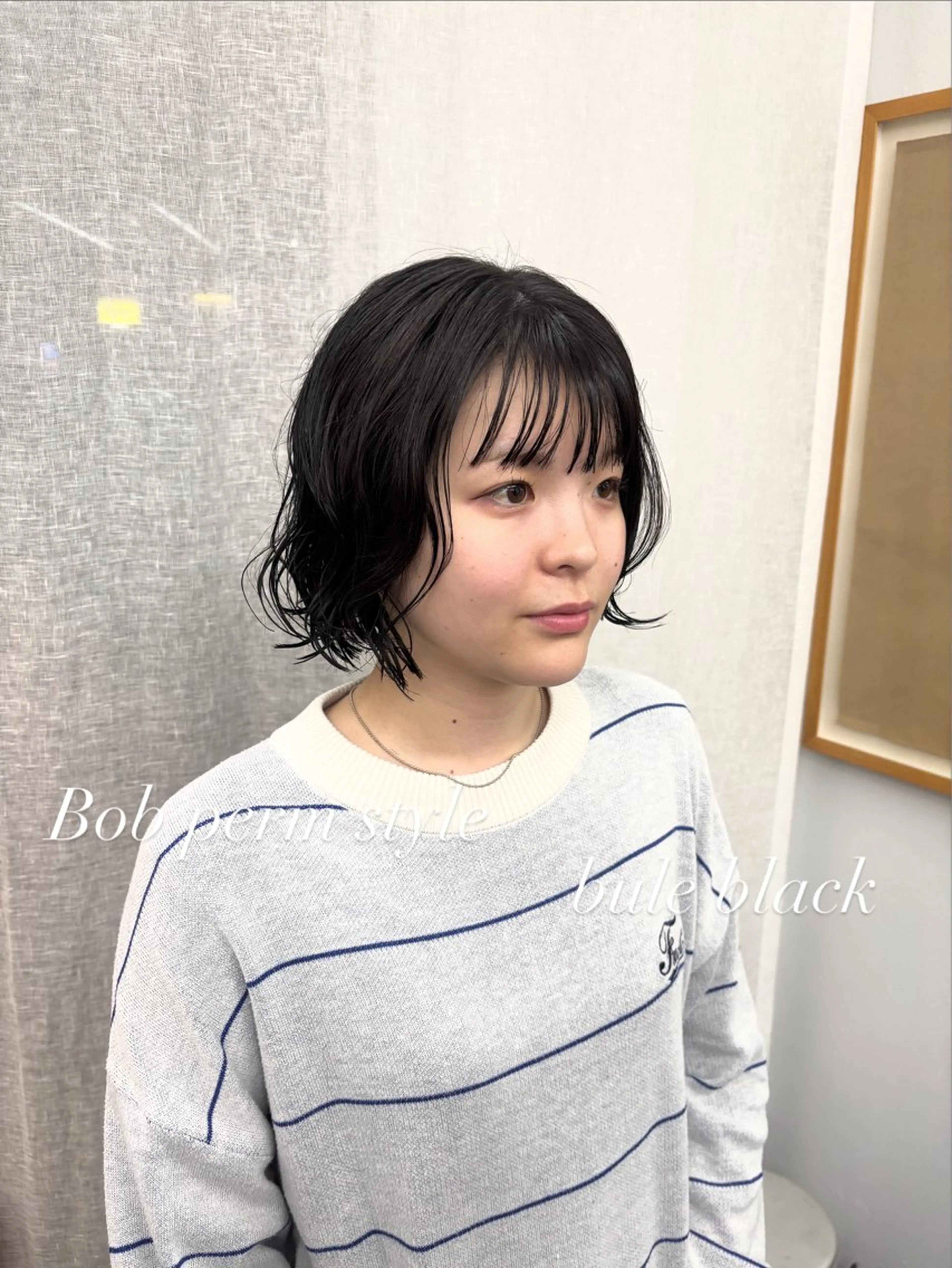 ショート カラー 黒髪 ブルーカラー ブルーブラック 透明感カラー シルバー 【ヤマザキアヤメ】 パーマモデル様募集中のヘアスタイル