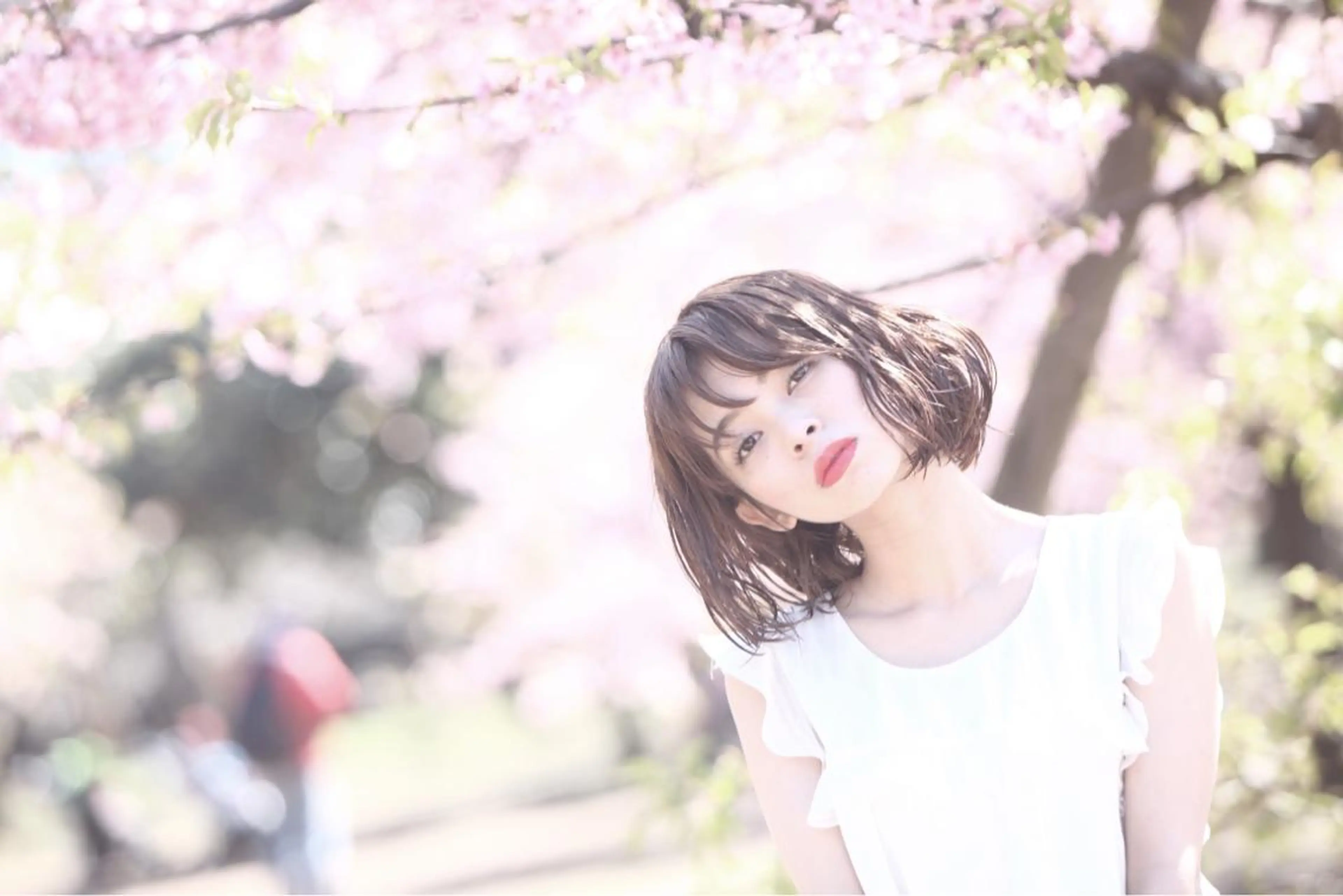 ショート ミディアム カラー パーマ ヘアアレンジ 切りっぱなしボブ ミディアムパーマ ボブ 推し活専用 【派手髪】飯野ゆかりのヘアスタイル