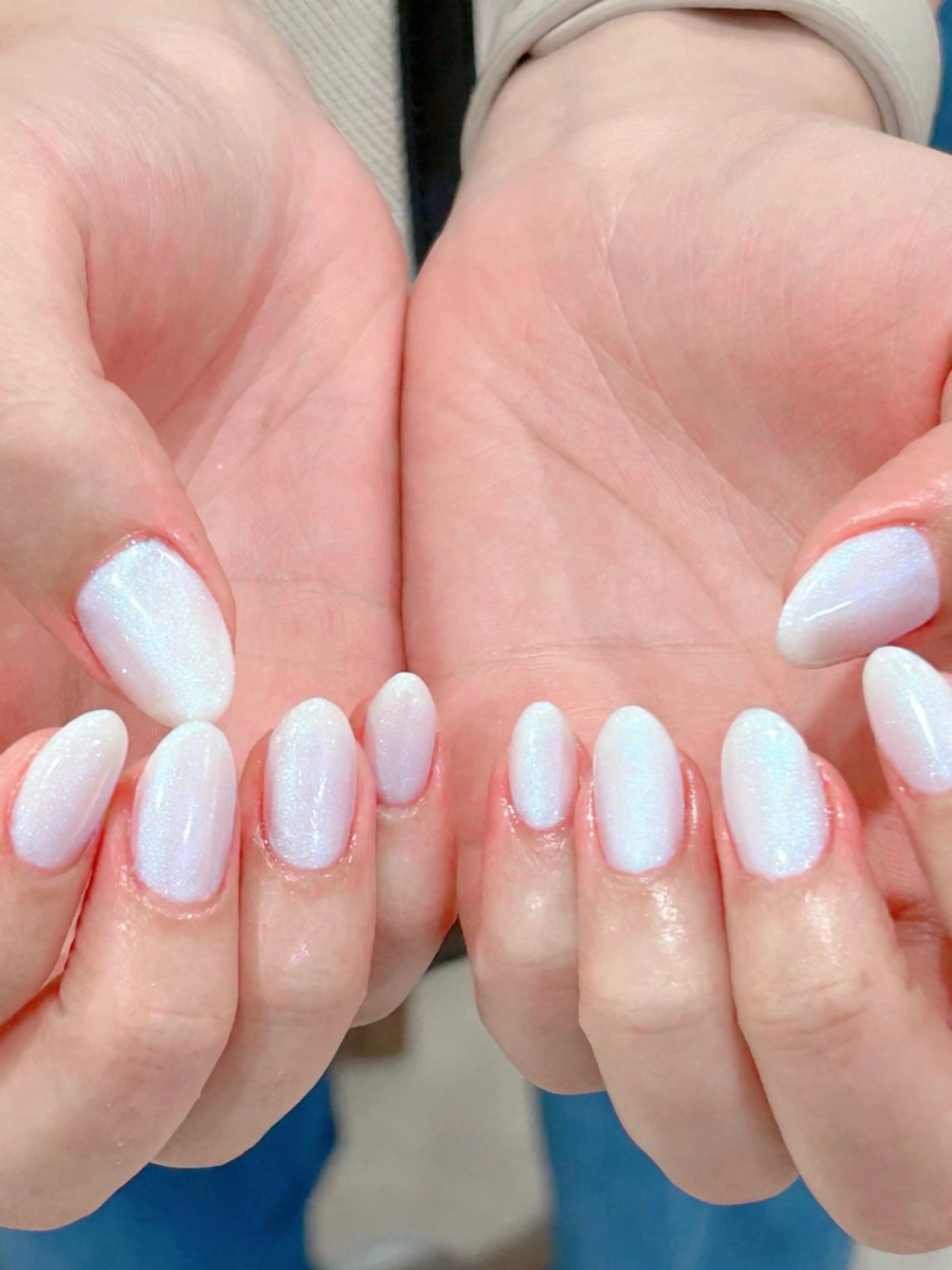 ネイル ラメ(グリッター) ワンカラーネイル シンプルネイル ホワイト ハンドネイル Bianca栄店 はるなのネイルデザイン