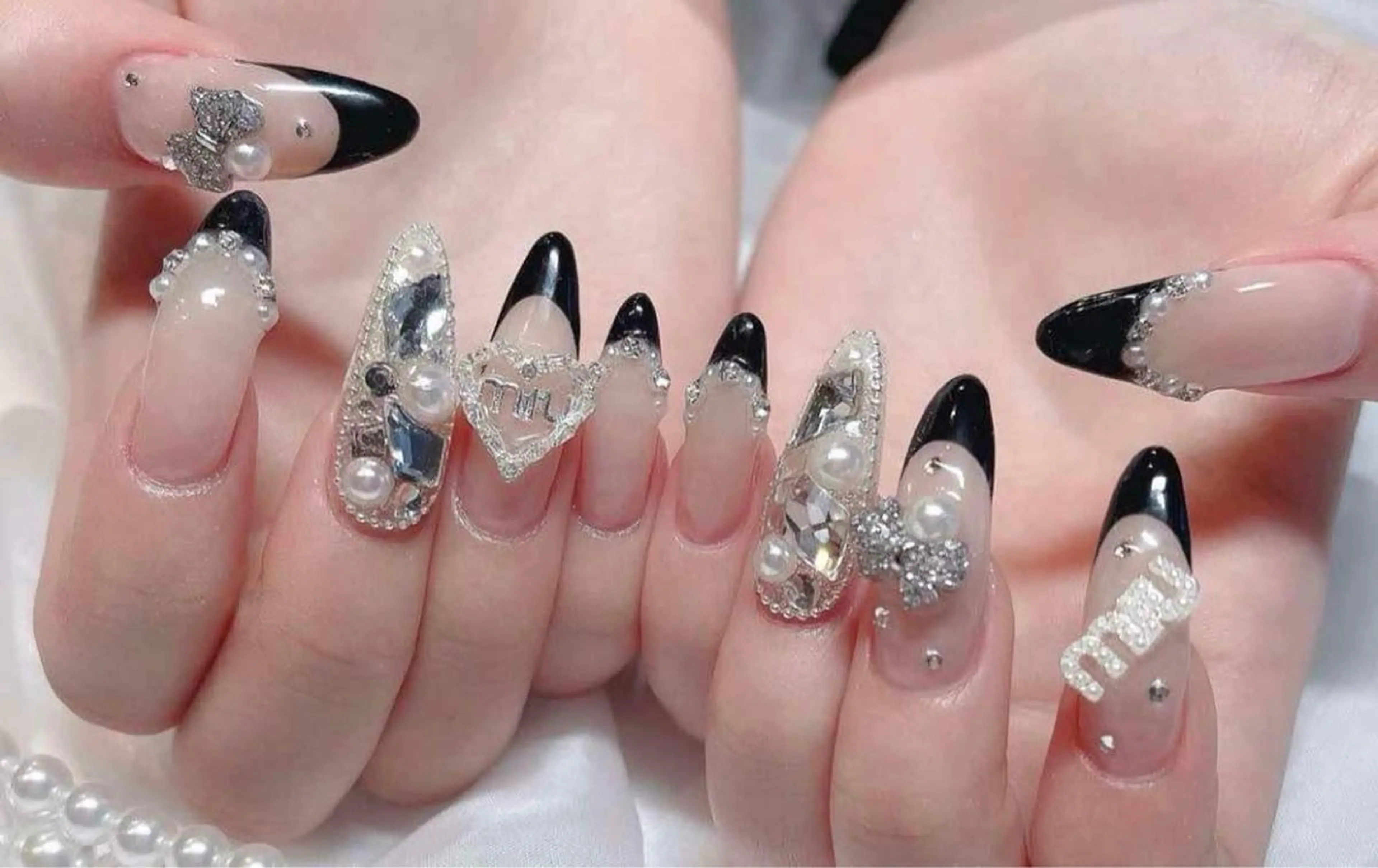 ネイル 長さ出し キラキラネイル マグネットネイル ミラーネイル ネイルチップ Lee Nails チップ長さだし専門店のネイルデザイン
