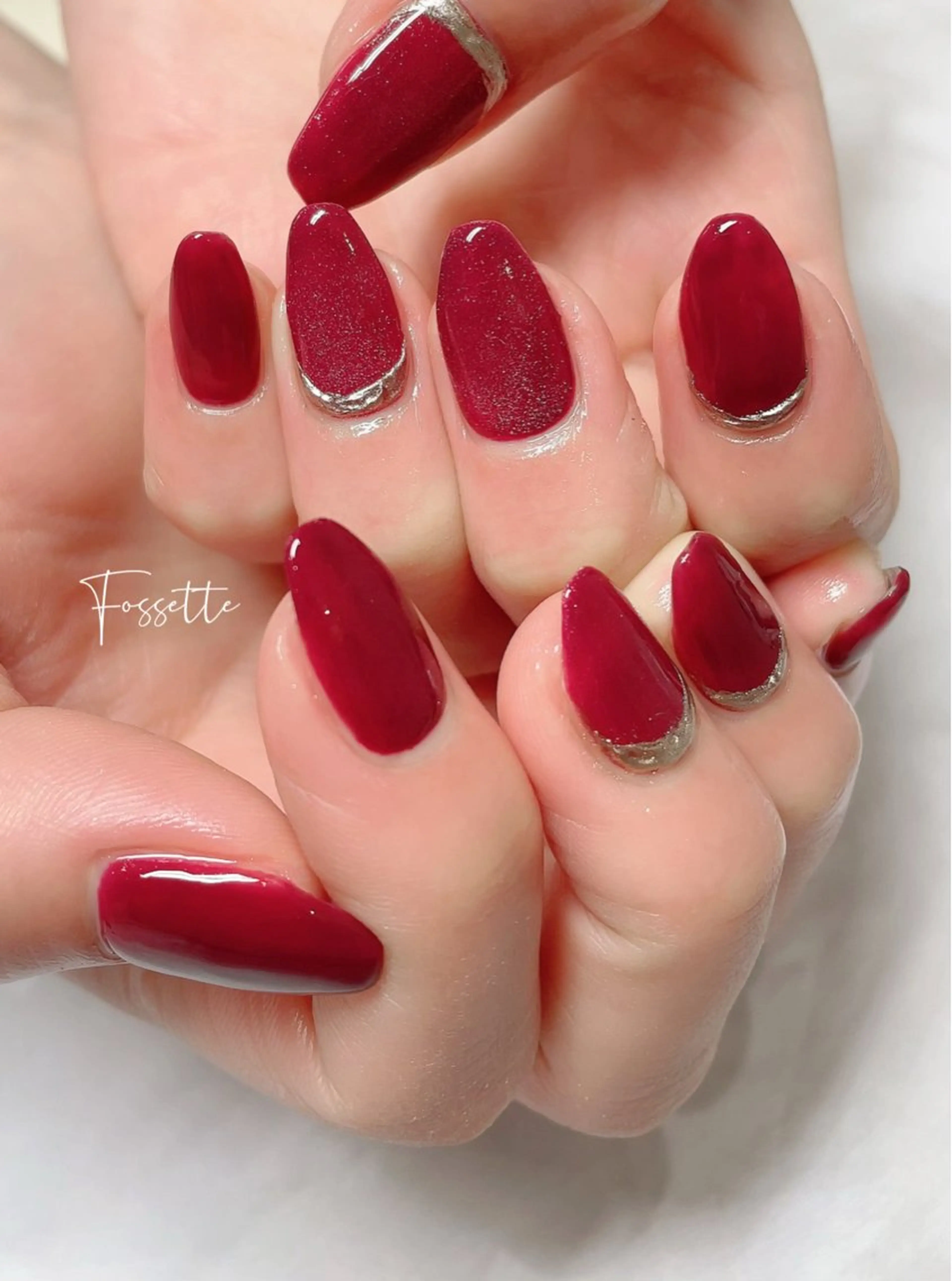 ネイル アートネイル ボルドー マグネットネイル ミラーネイル 赤色 ハンドネイル nailsalon Fossetteのネイルデザイン