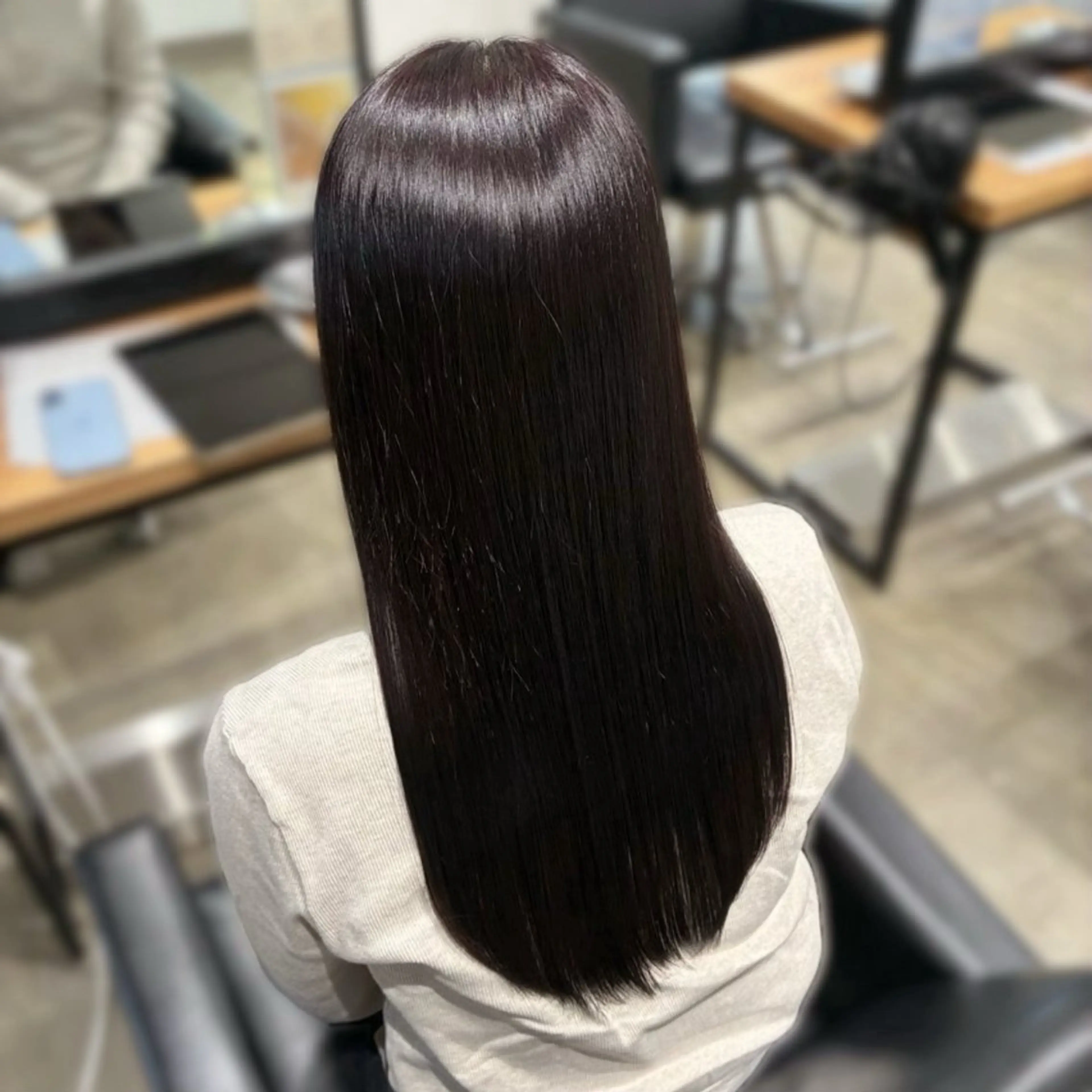 ロング カラー ヘアカラー 中谷 美月のヘアスタイル