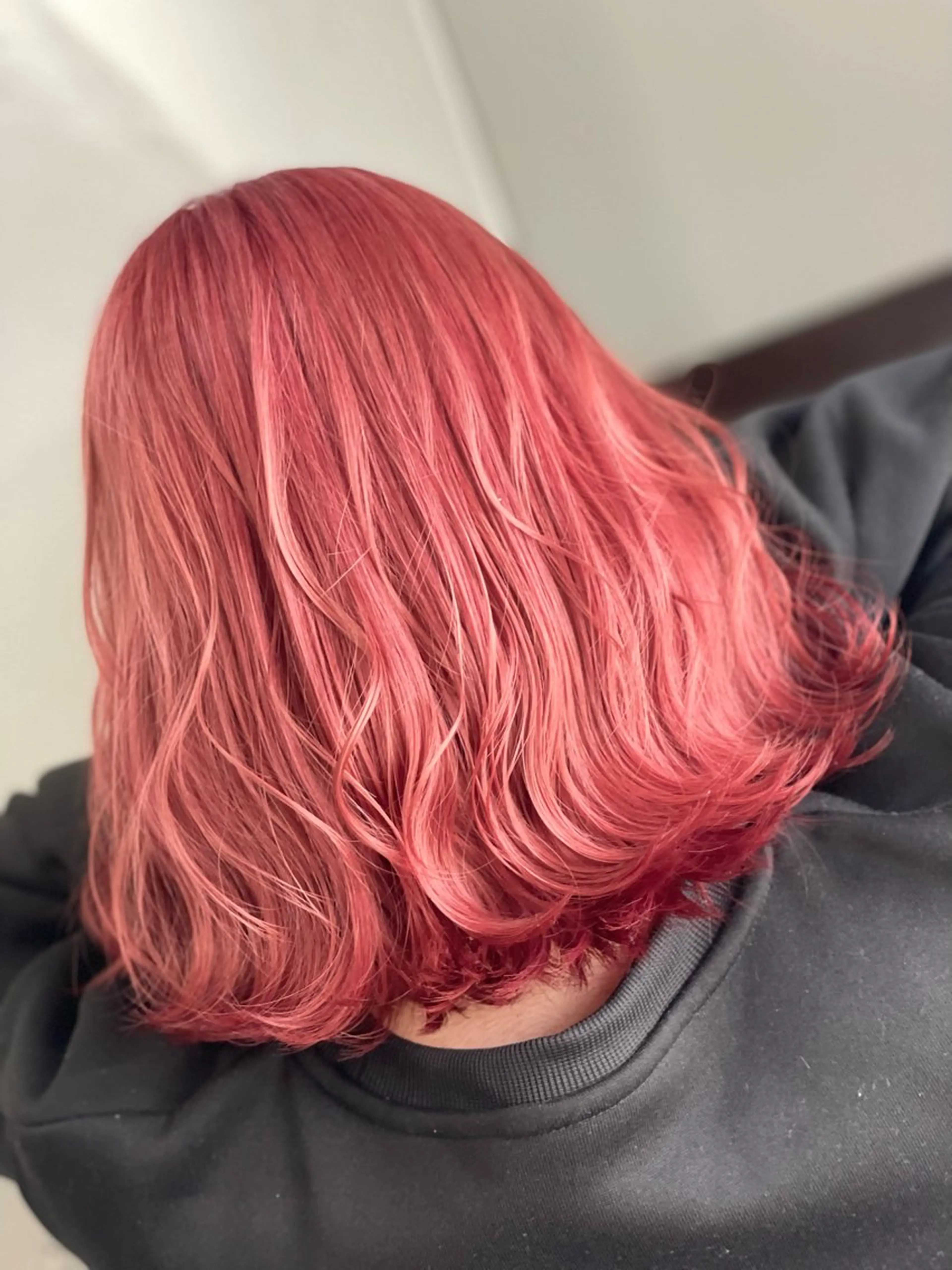 ミディアム カラー ヘアカラー トリートメント RINA .のヘアスタイル