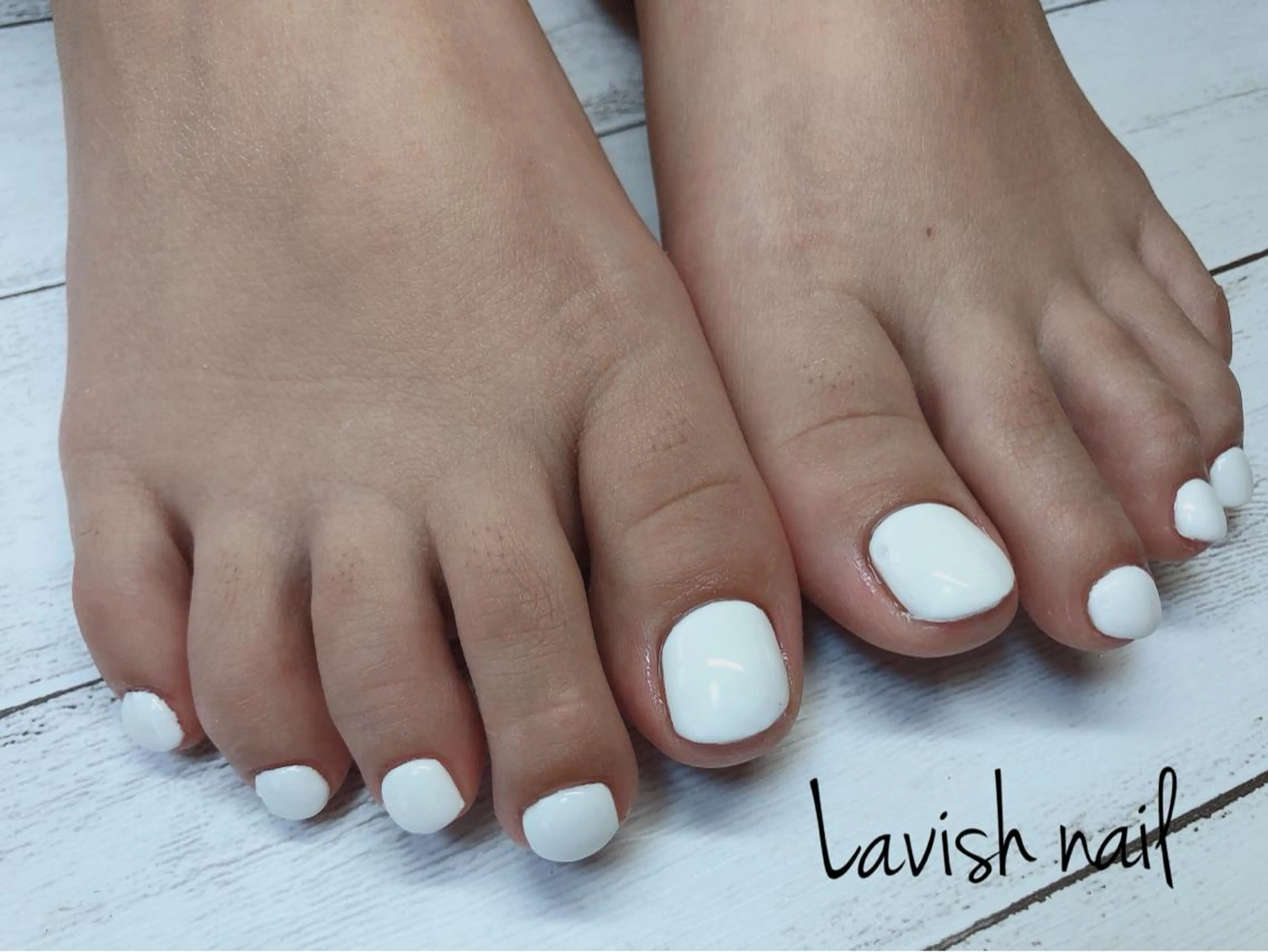ネイル フットネイル Lavish nailのネイルデザイン
