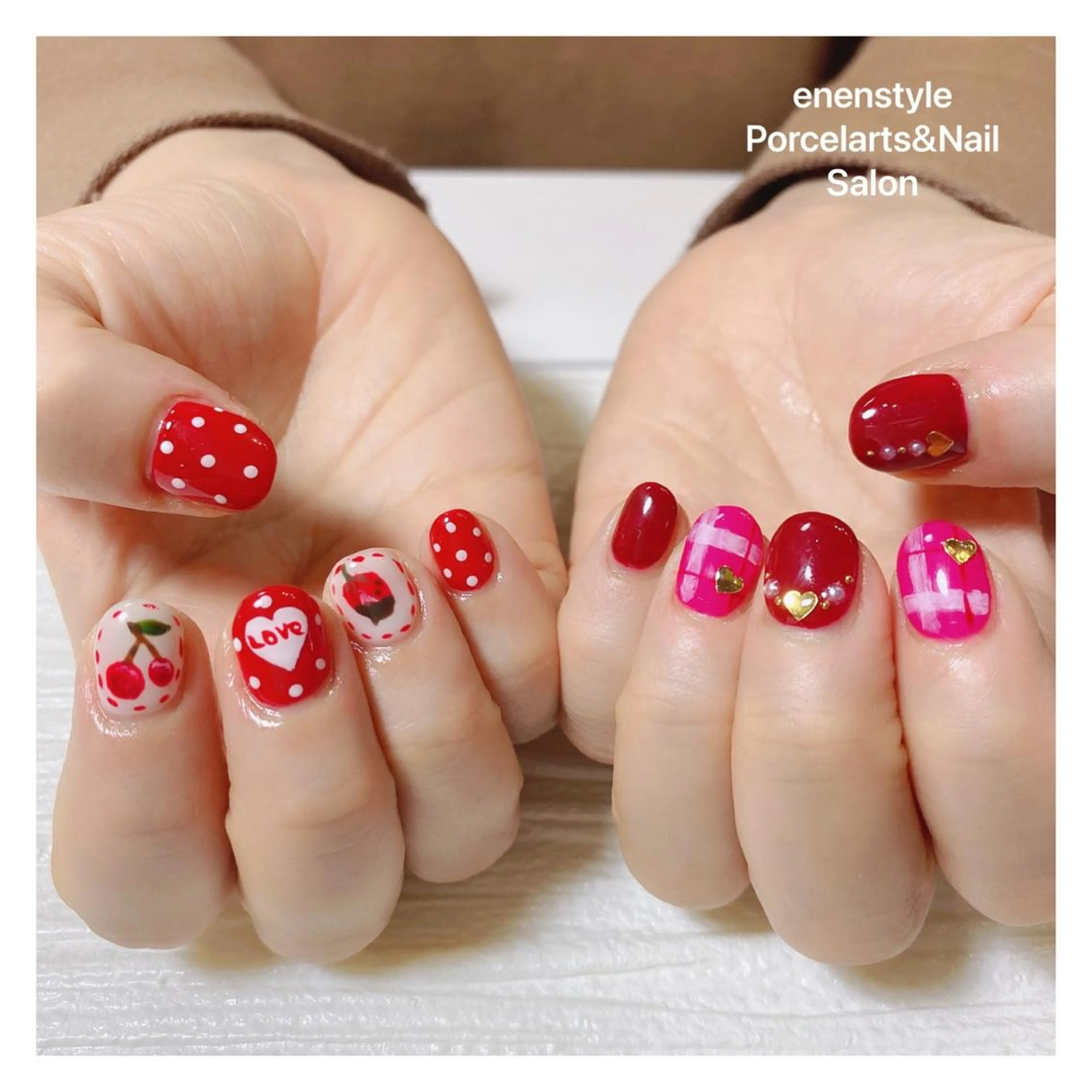 ショート ネイル ハンドネイル 👑enen style👑のネイルデザイン