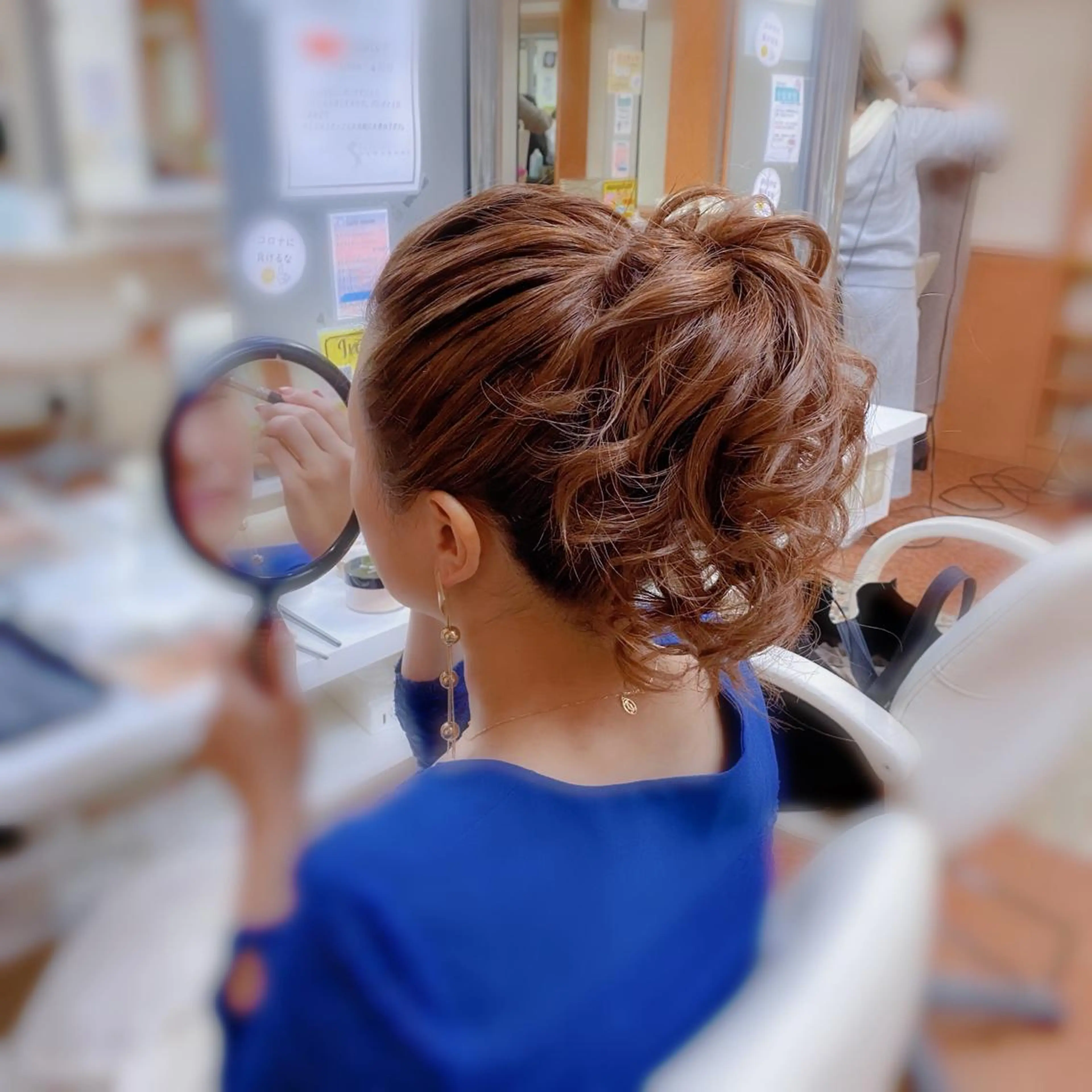 セミロング ヘアアレンジ ヘアセット 竹野 実優のヘアスタイル