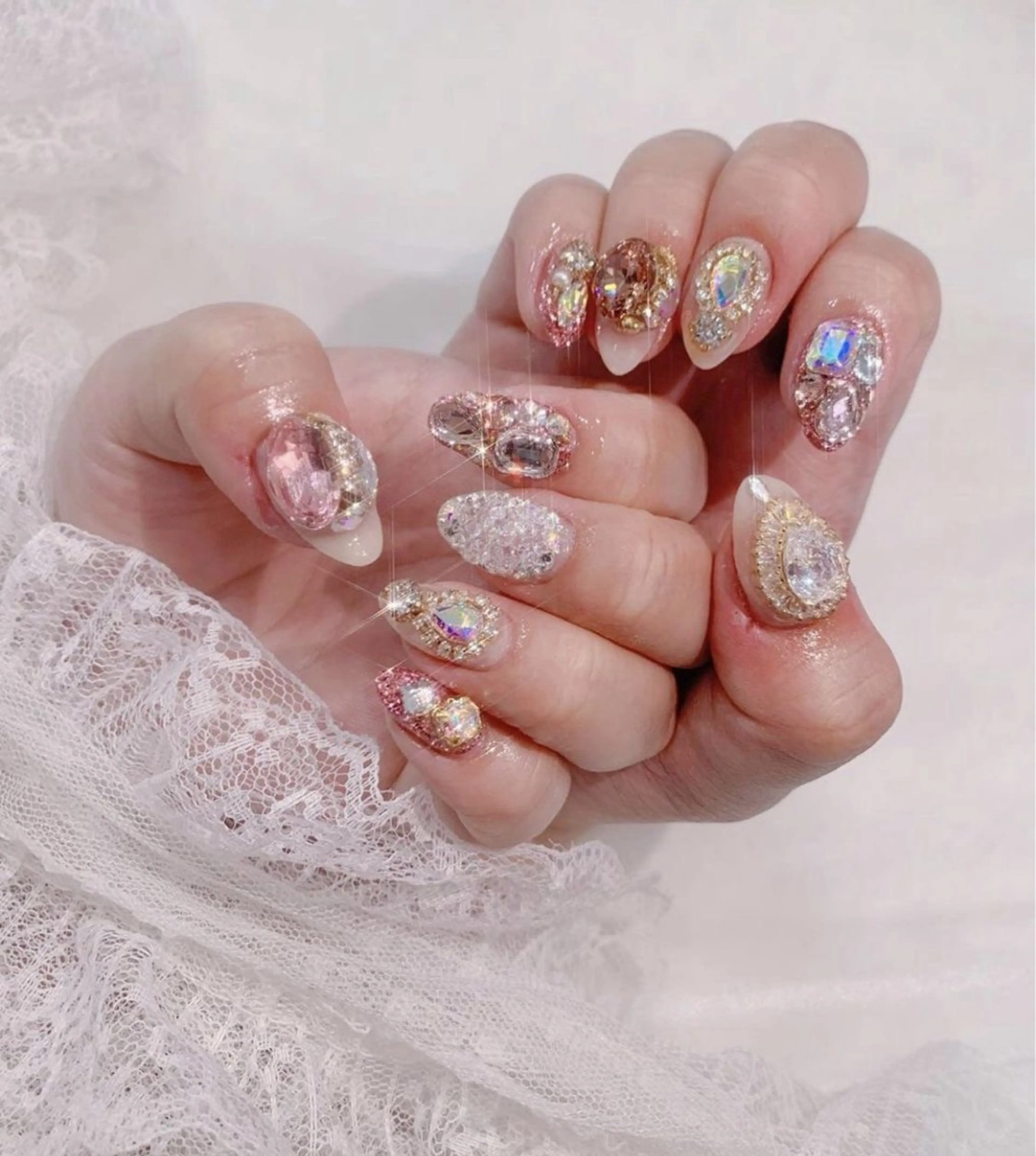 セミロング T&D NailSalonのネイルデザイン