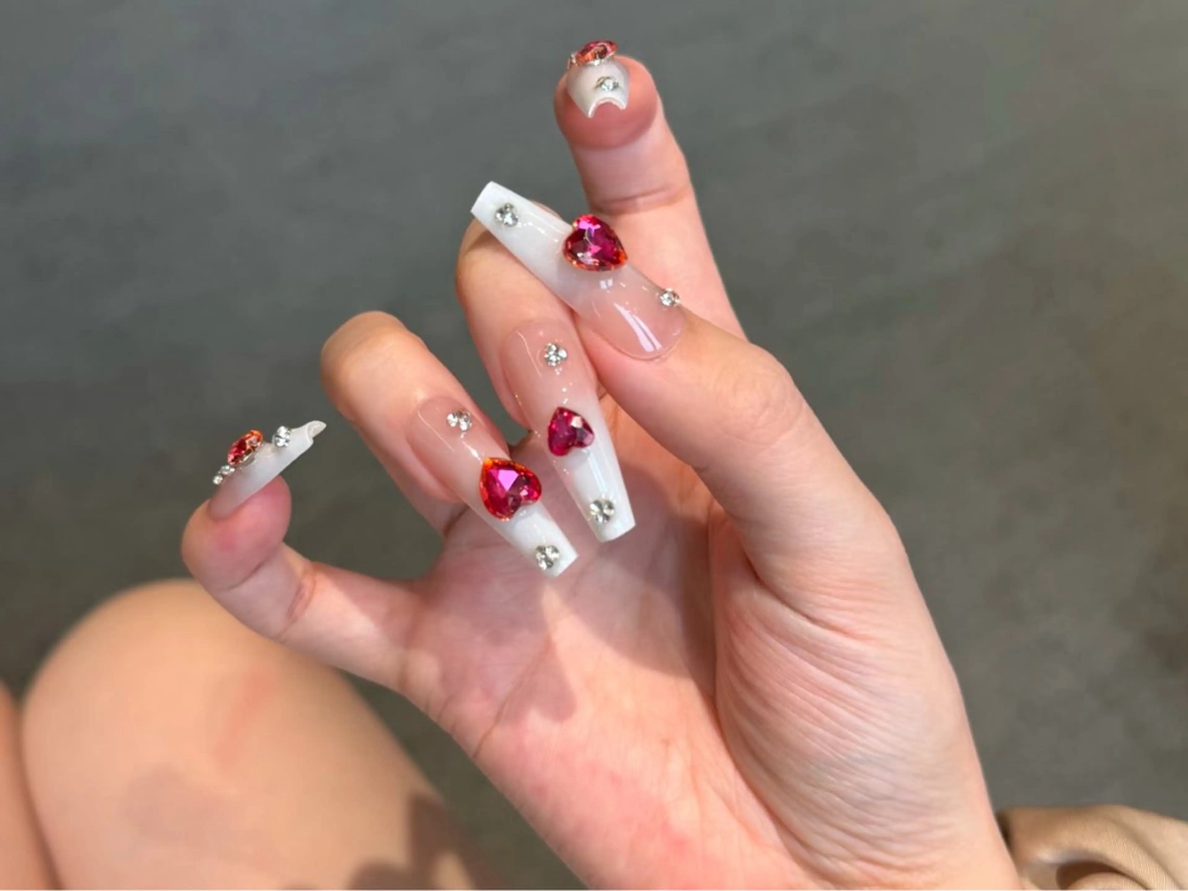 ネイル アートネイル オーロラネイル チークネイル フレンチネイル ガラスフレンチ ハンドネイル 🎀🎀YooLi Nail Salonのネイルデザイン