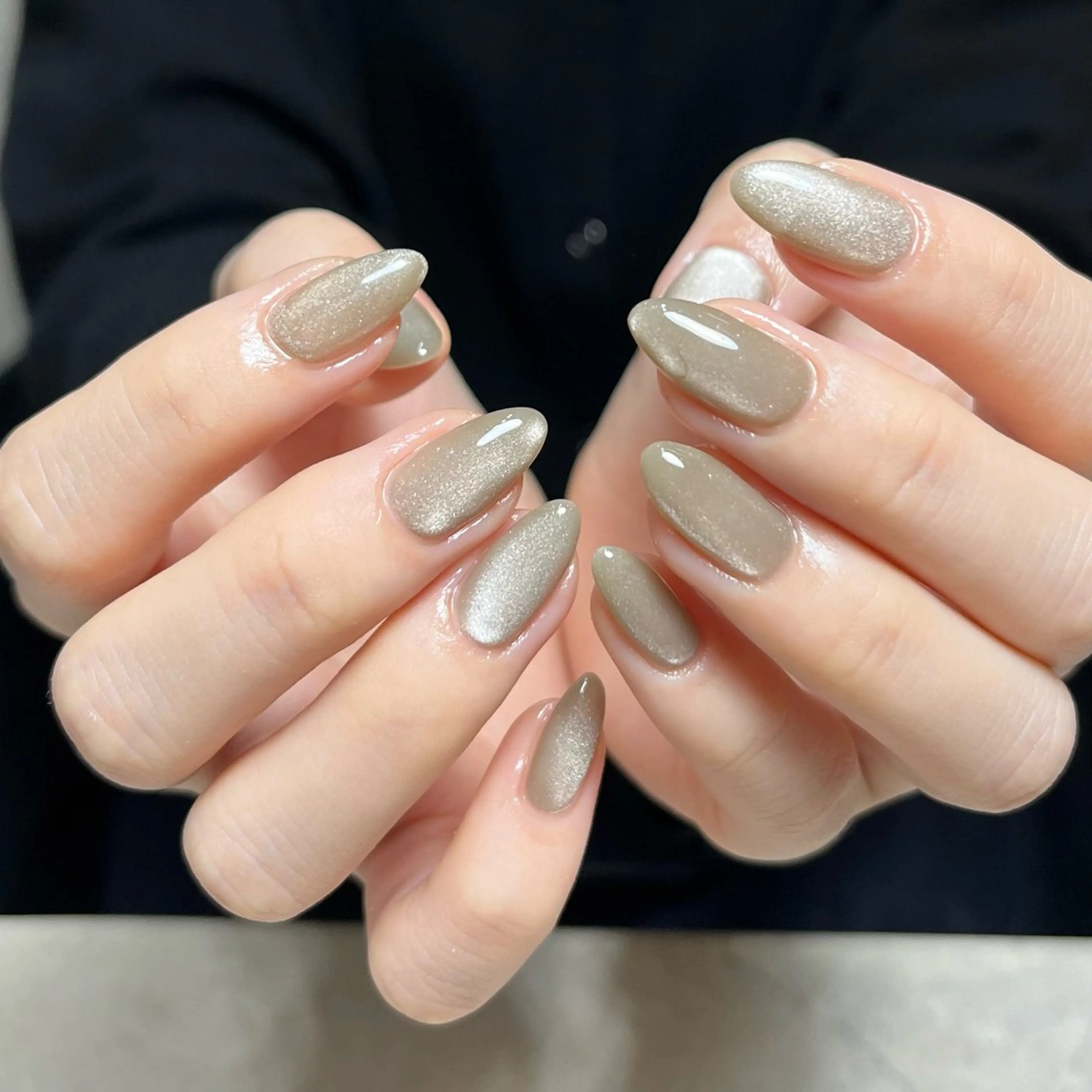 ネイル グリーン ハンドネイル vegh. nail／阿波座のネイルデザイン
