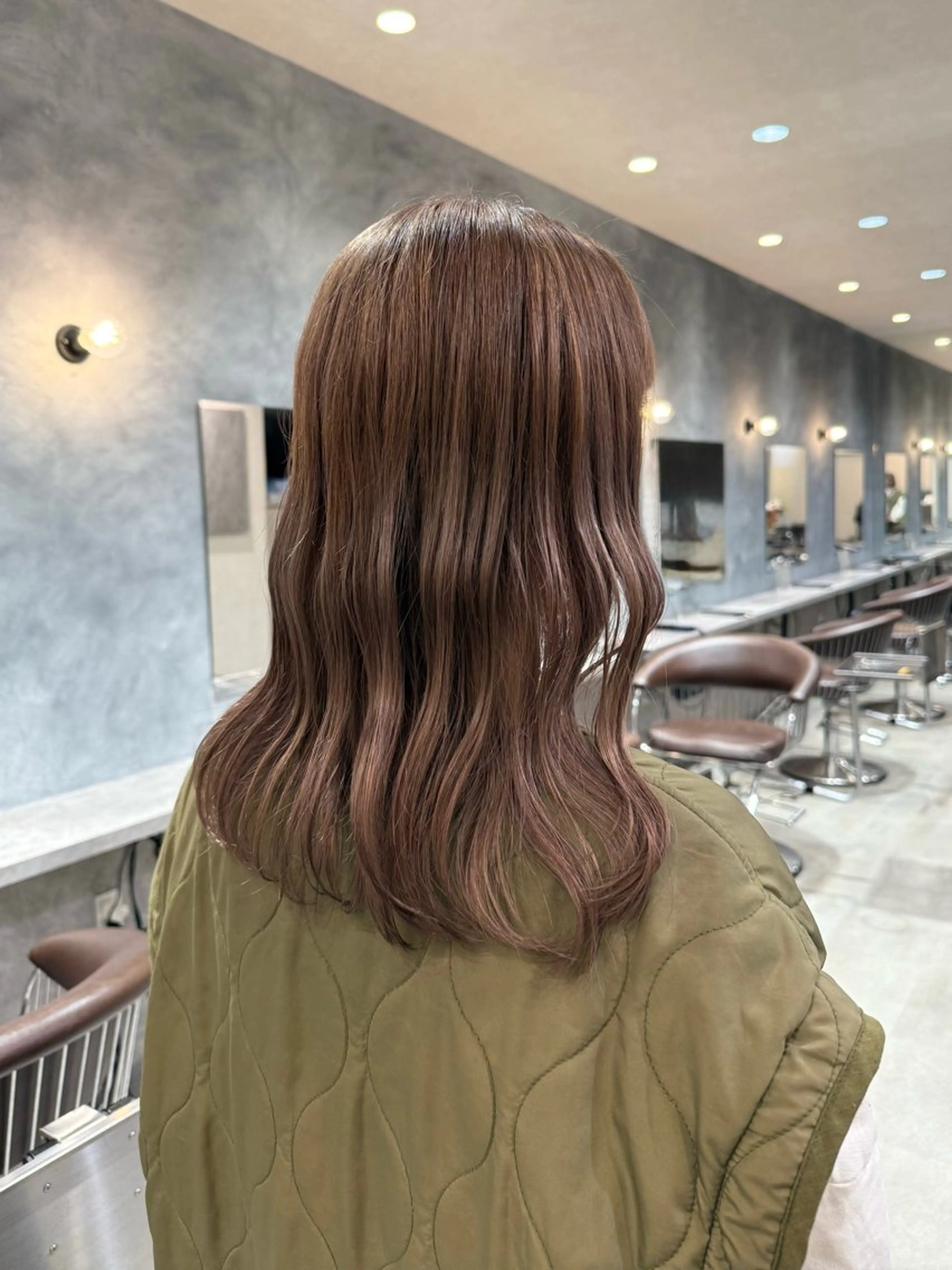 ミディアム topa所属・山元 くるみのヘアスタイル
