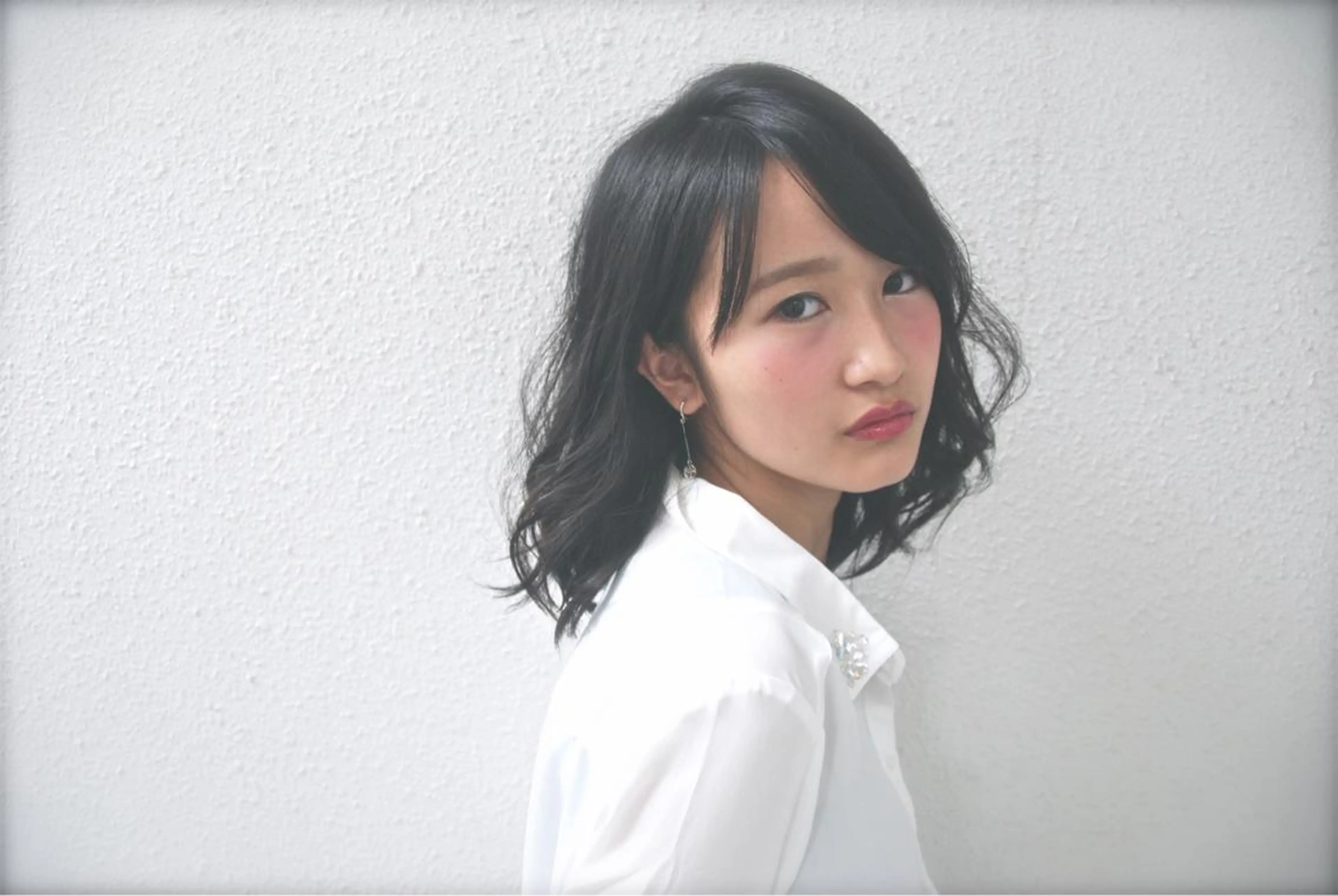 ミディアム インナーカラー/天神 ブリーチ/吉田のヘアスタイル