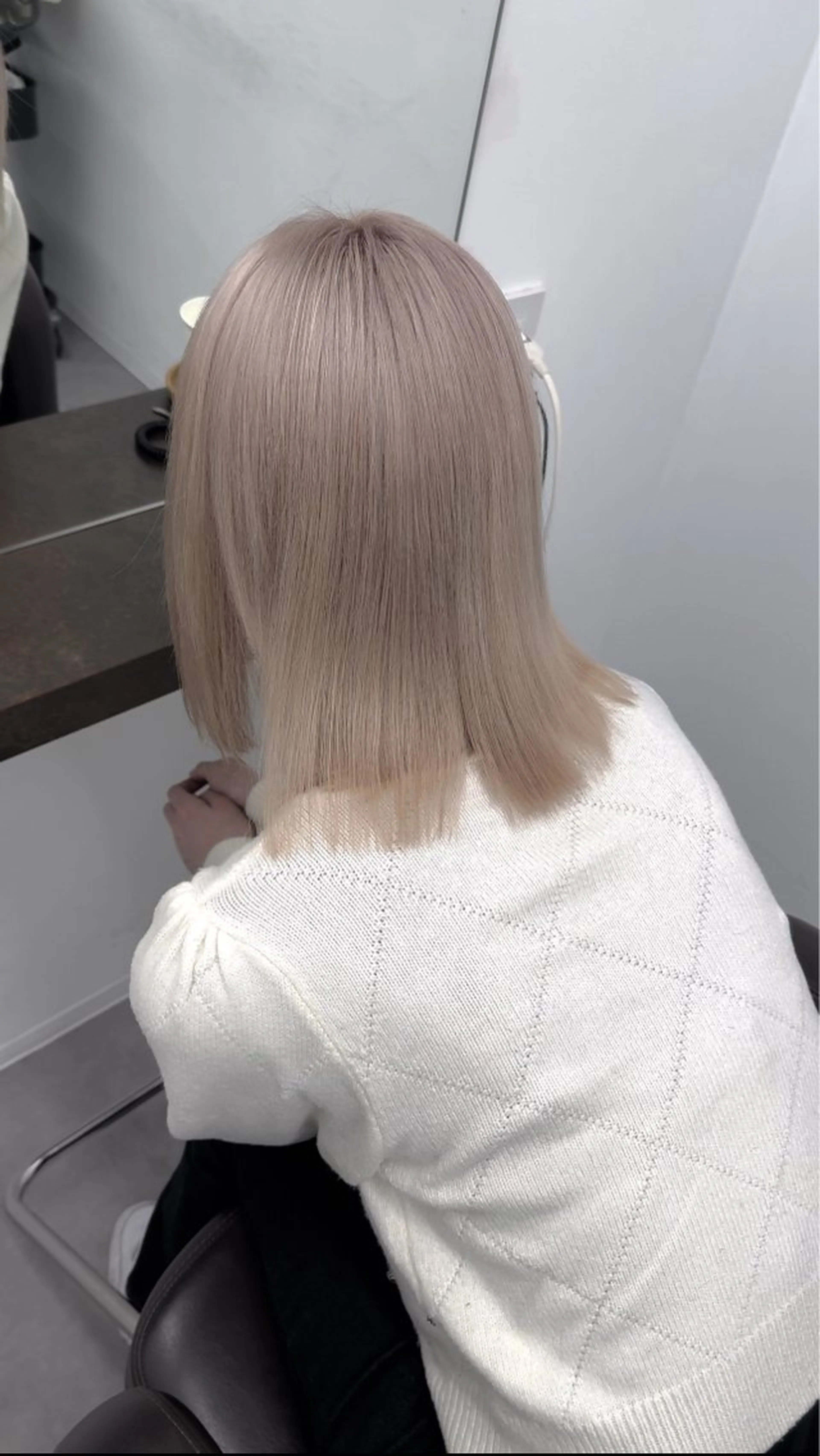ロング カラー ヘアアレンジ ブリーチ 透明感カラー ハイトーンカラー 縮毛矯正 ヘアカラー ハイトーン特化🌟 カワシマシュンスケのヘアスタイル