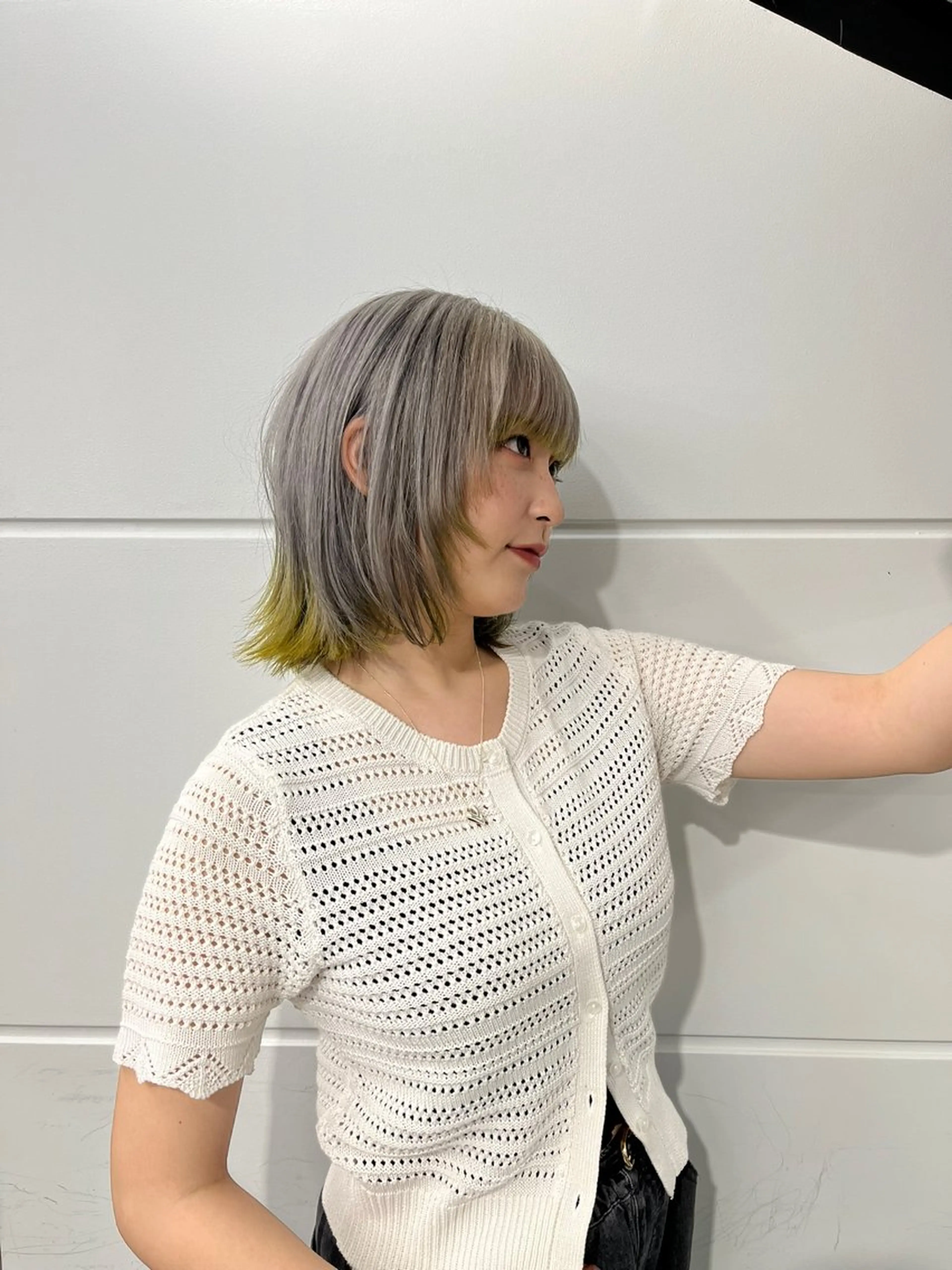 ミディアム カラー ボブ ウルフカット ウルフボブ 縮毛矯正/ハイトーン /パーマ/せき🧸のヘアスタイル