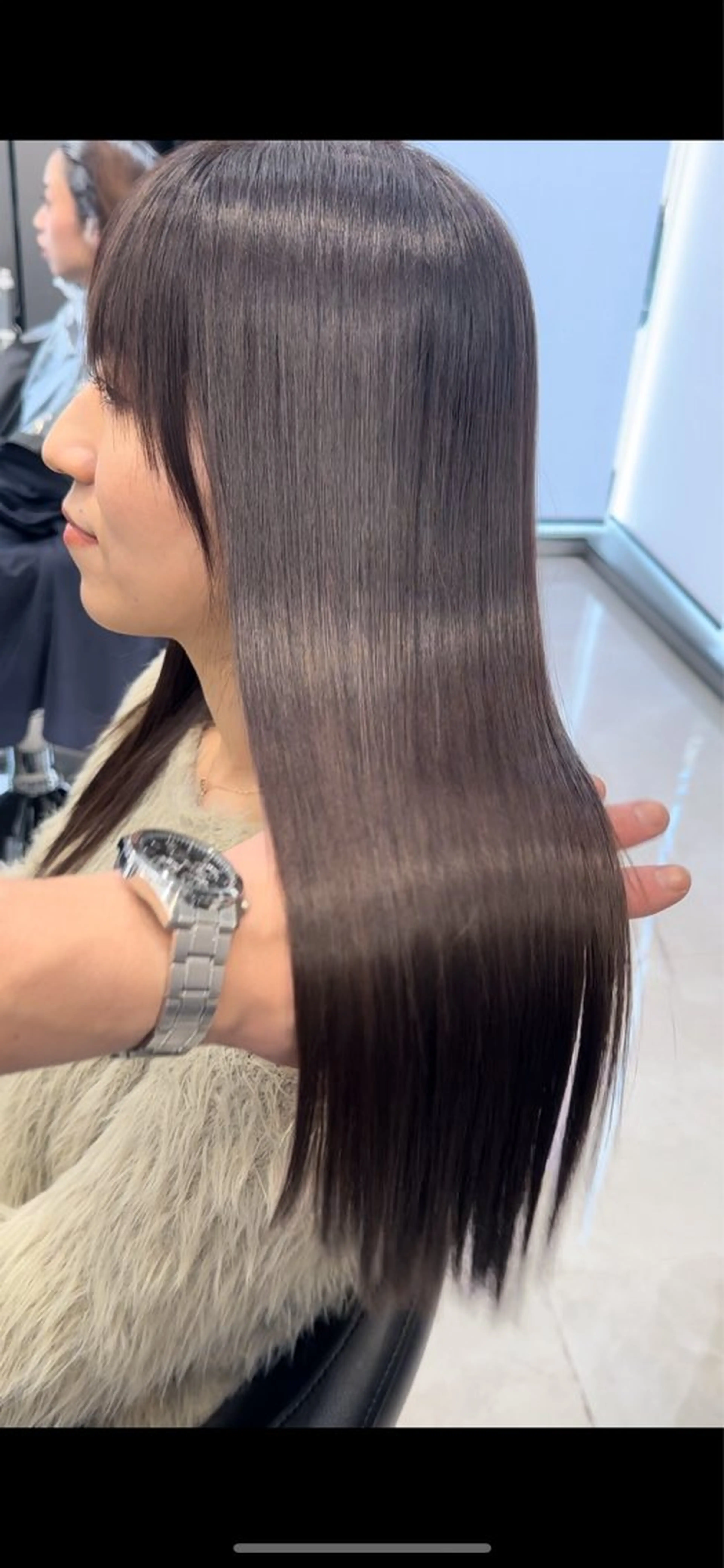 ロング カラー HARUKI MINATO Japan FUKUOKA所属・秋屋 美々梨のヘアスタイル