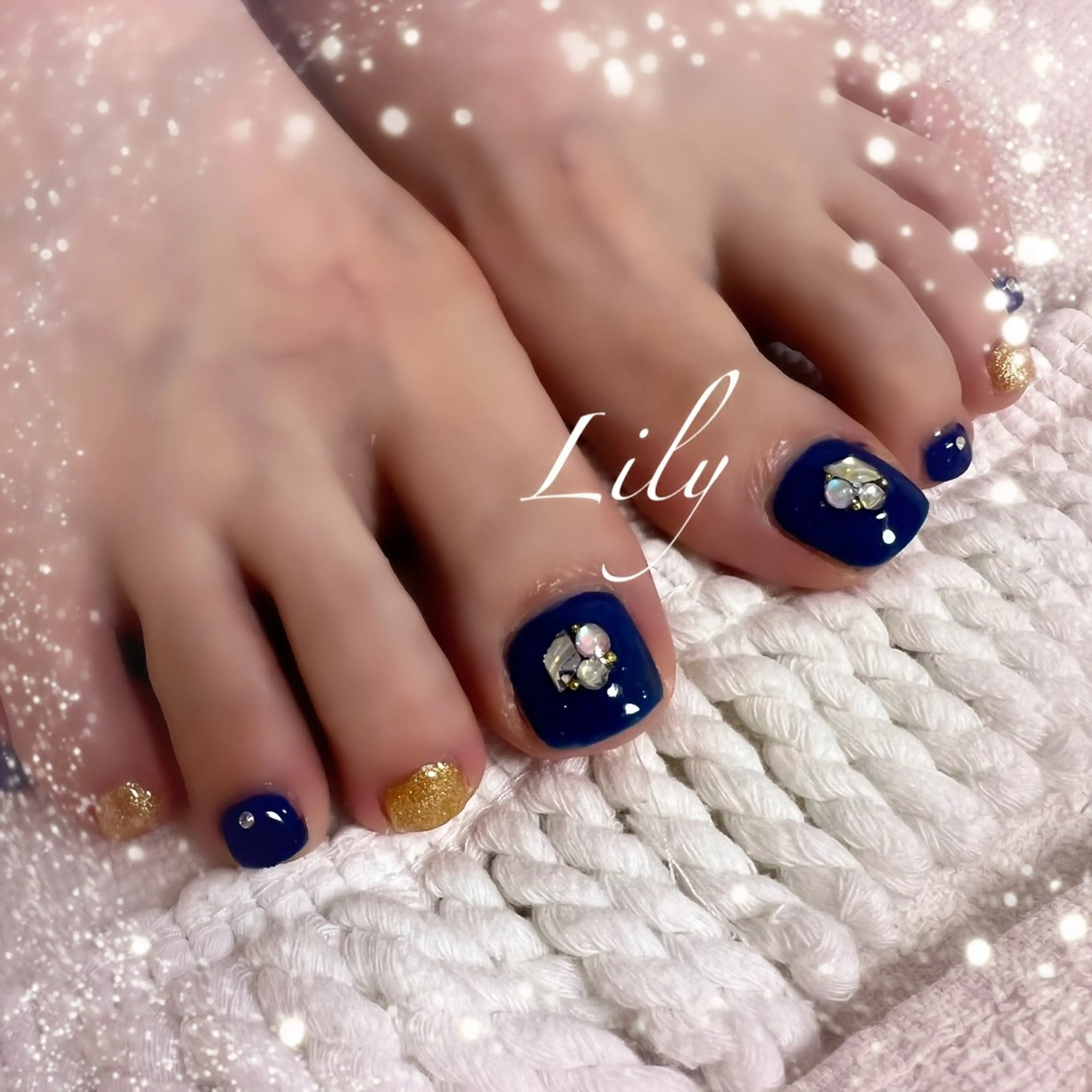 ネイル フットネイル Lily*nail 🌻Mii🌻のネイルデザイン