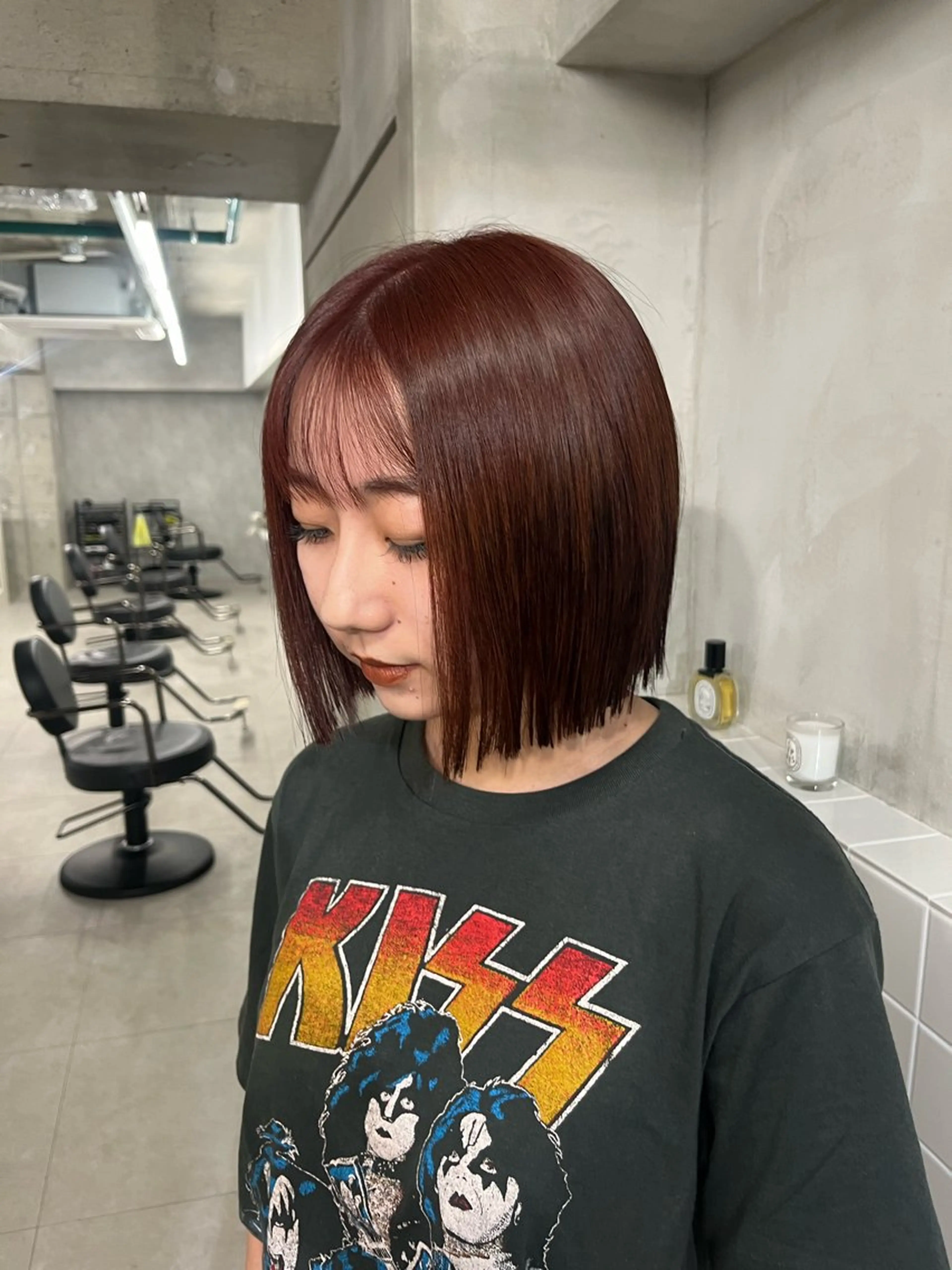 ミディアム カラー anon Loemのヘアスタイル