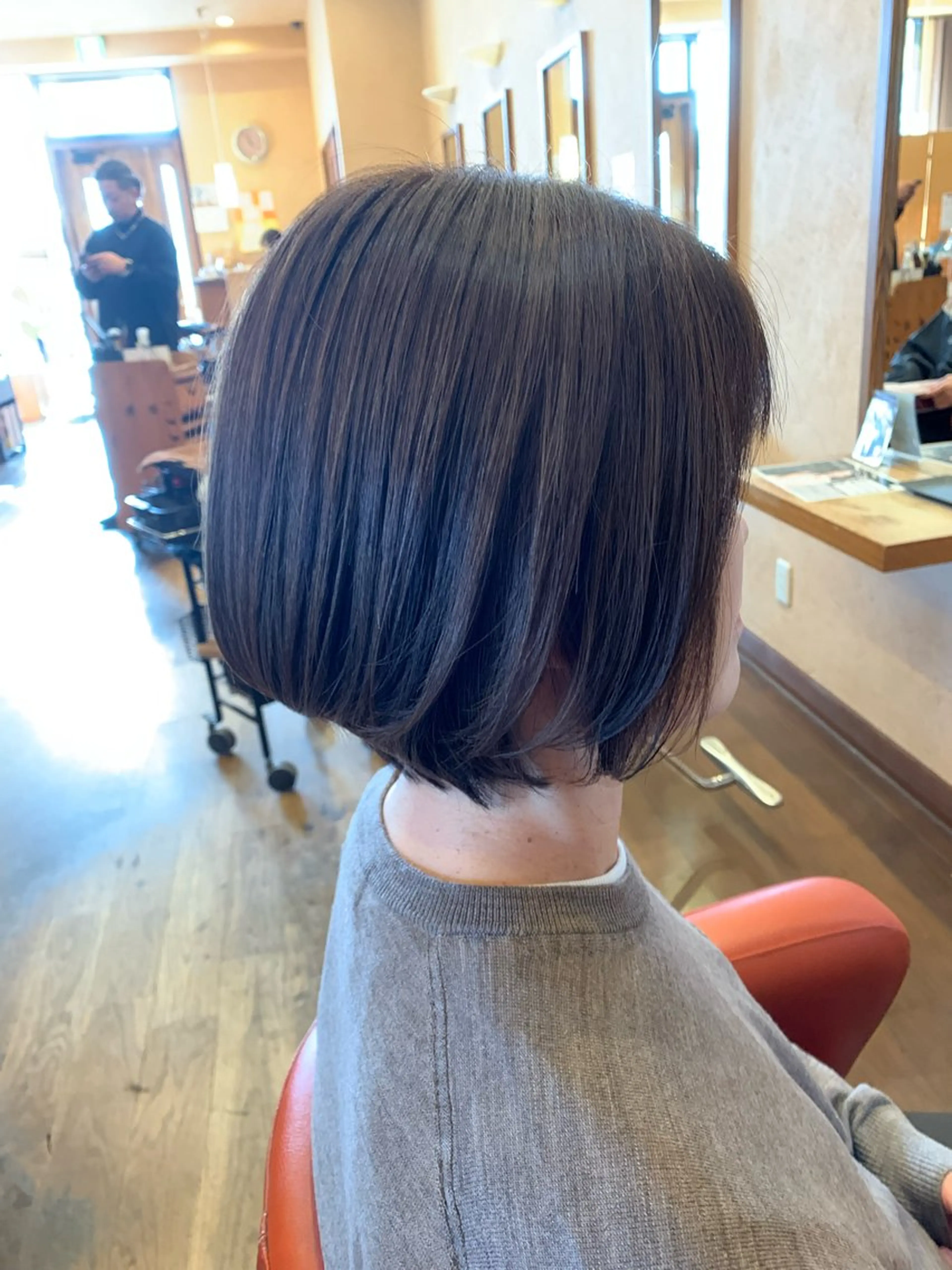 ショート カット ヘアカラー 鶴田 拓也のヘアスタイル