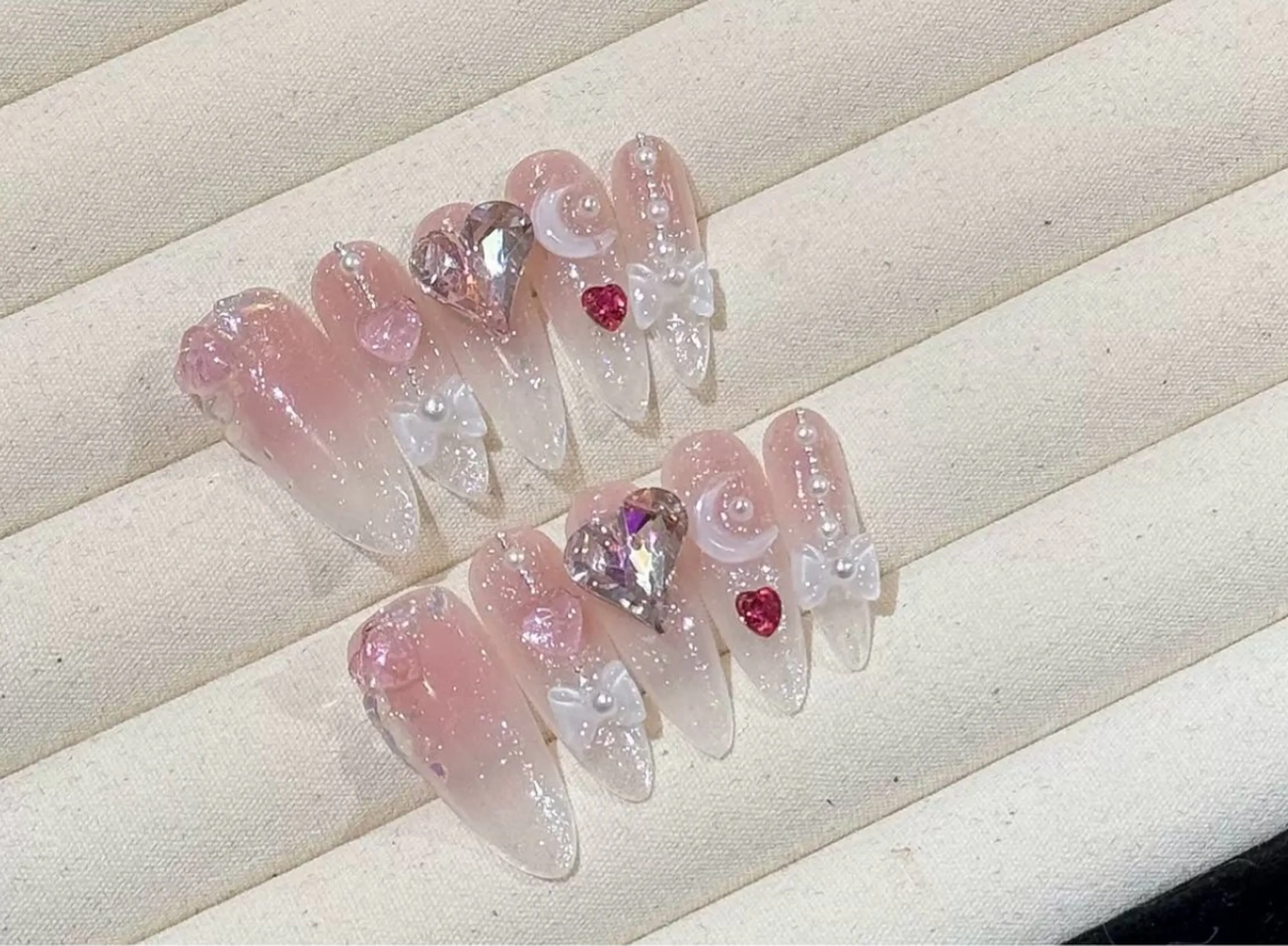 ネイル ハンドネイル D-BEAUTY Nailsalonのネイルデザイン