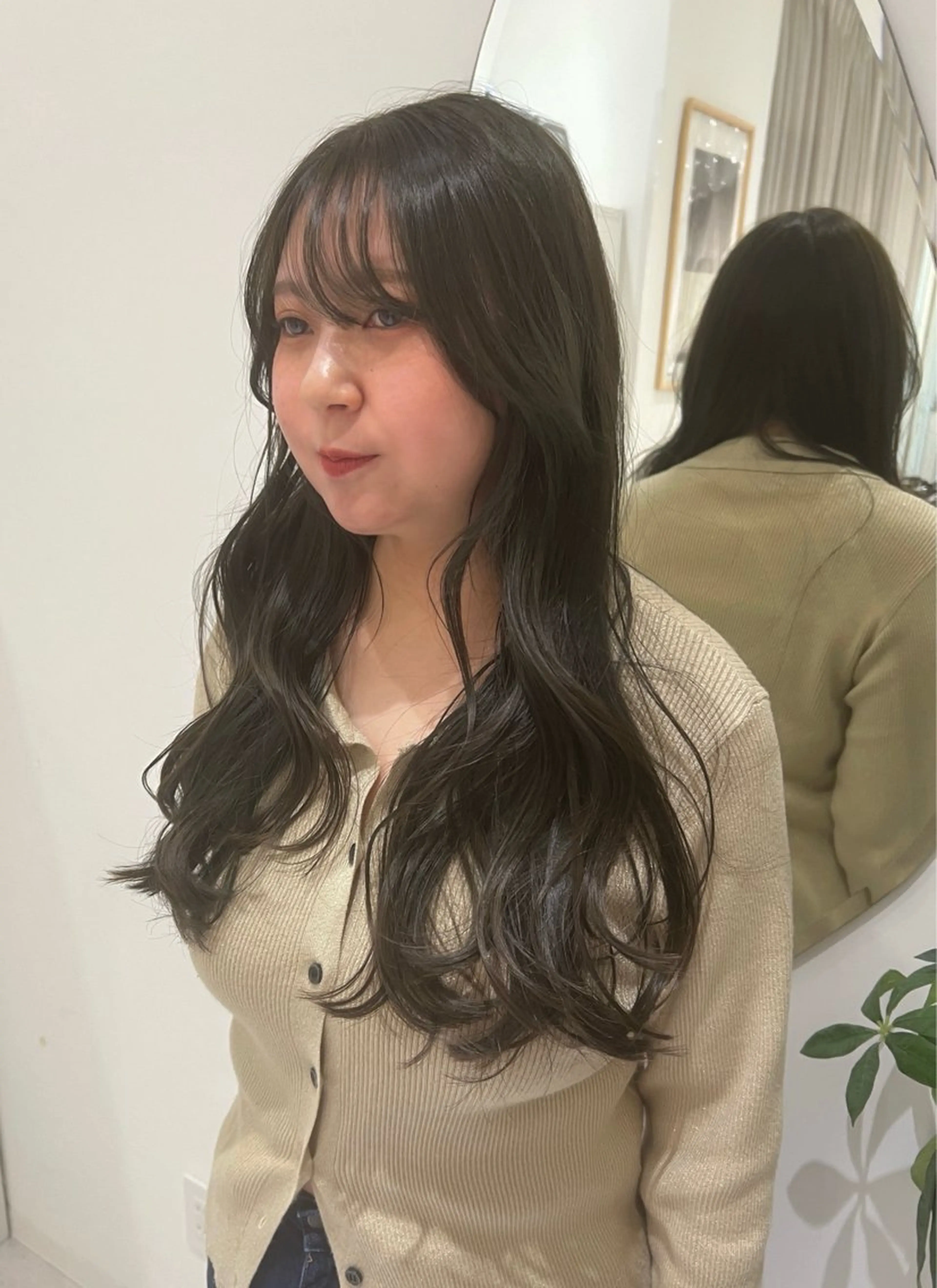 ロング 透明感カラー🍃 レイヤースタイル✨葵のヘアスタイル