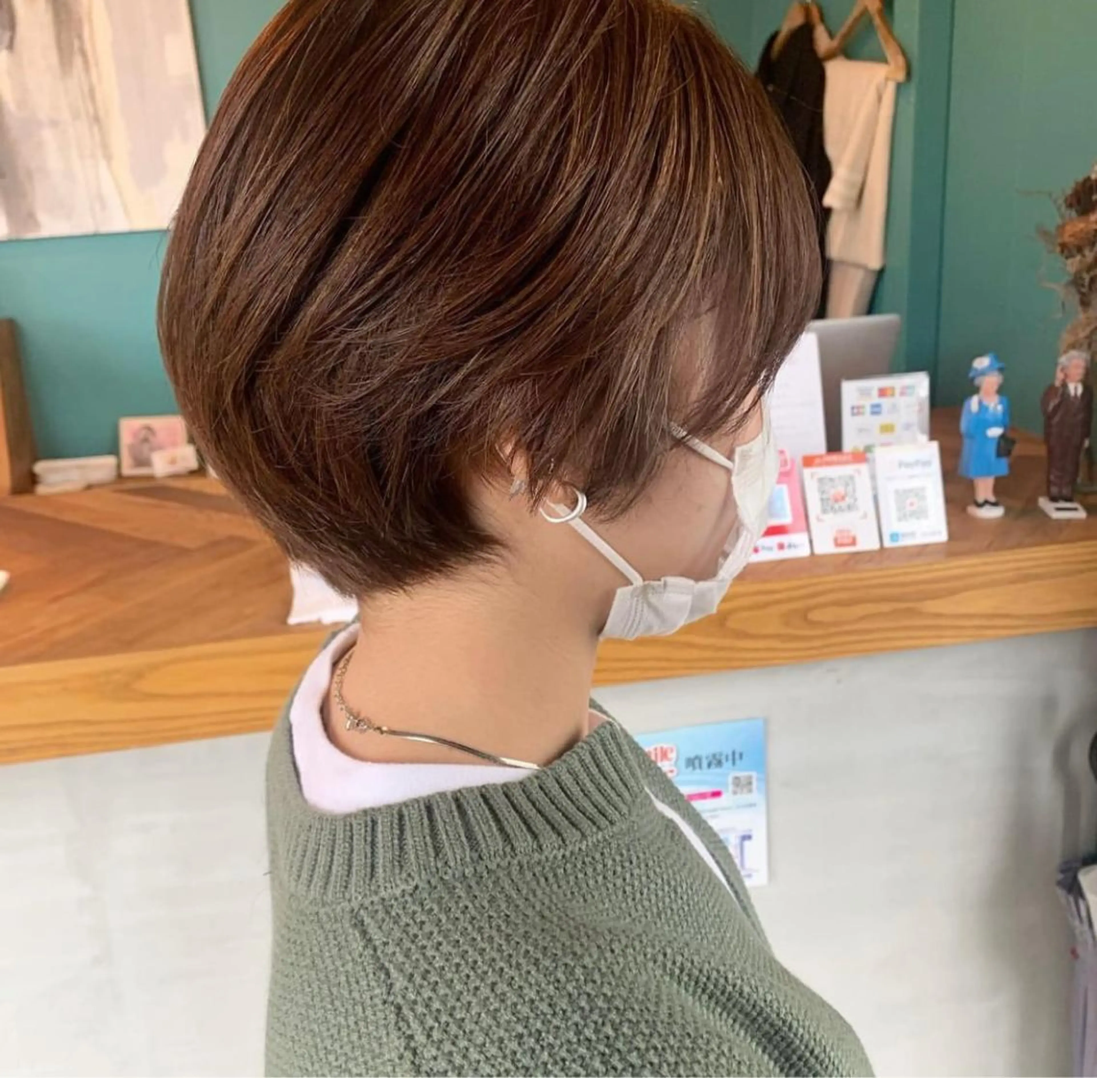 ショート くぎた とわのヘアスタイル
