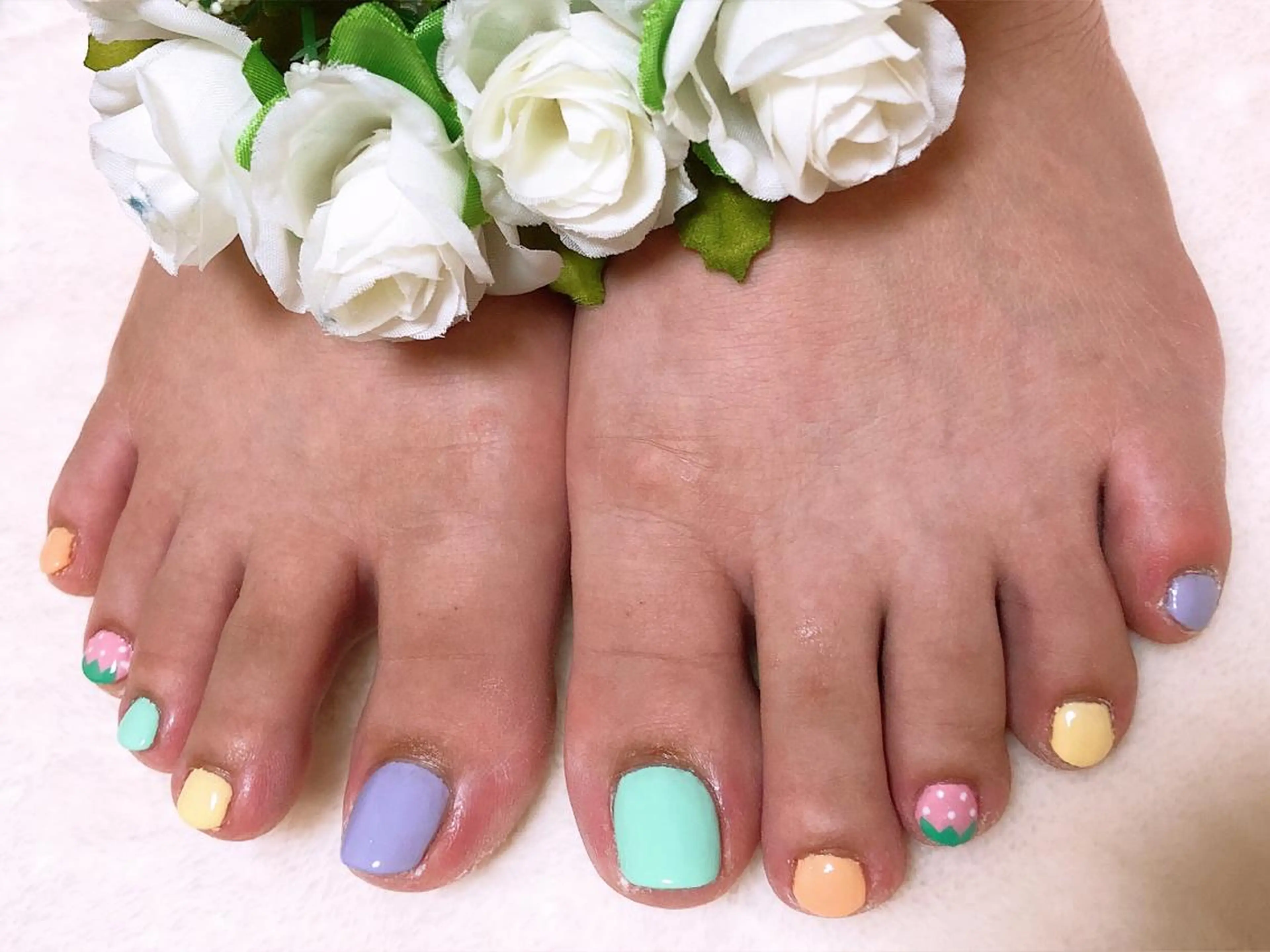 ネイル パステルネイル フットネイル chama所属・大和田 美貴のネイルデザイン