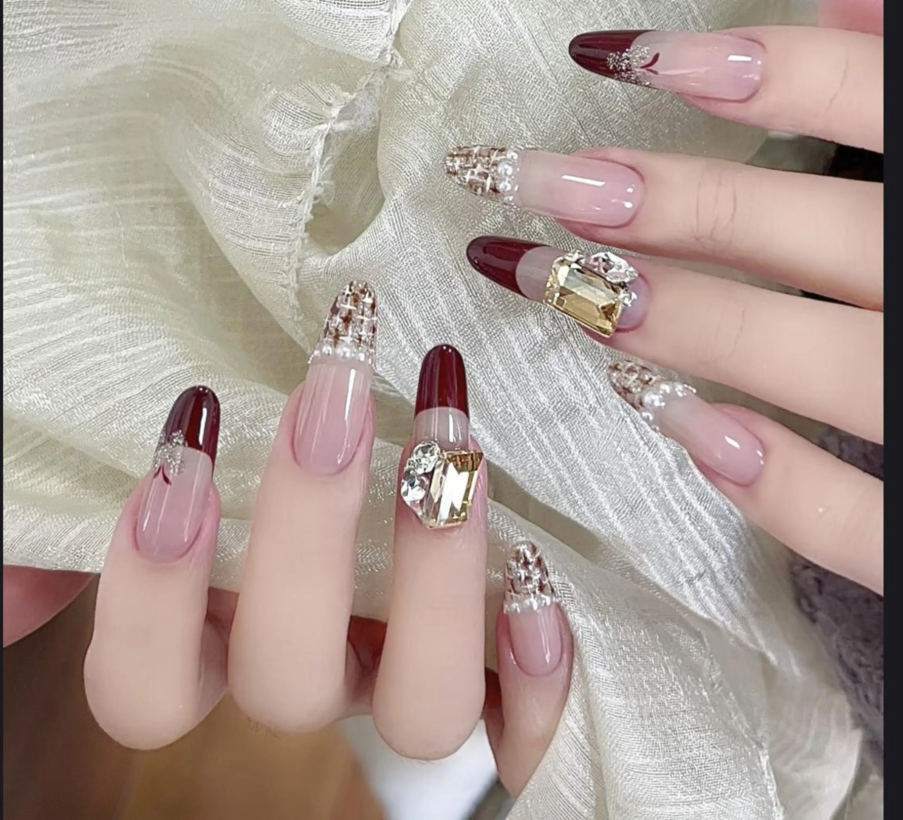 ネイル エリ🫧 nail池袋東口のネイルデザイン