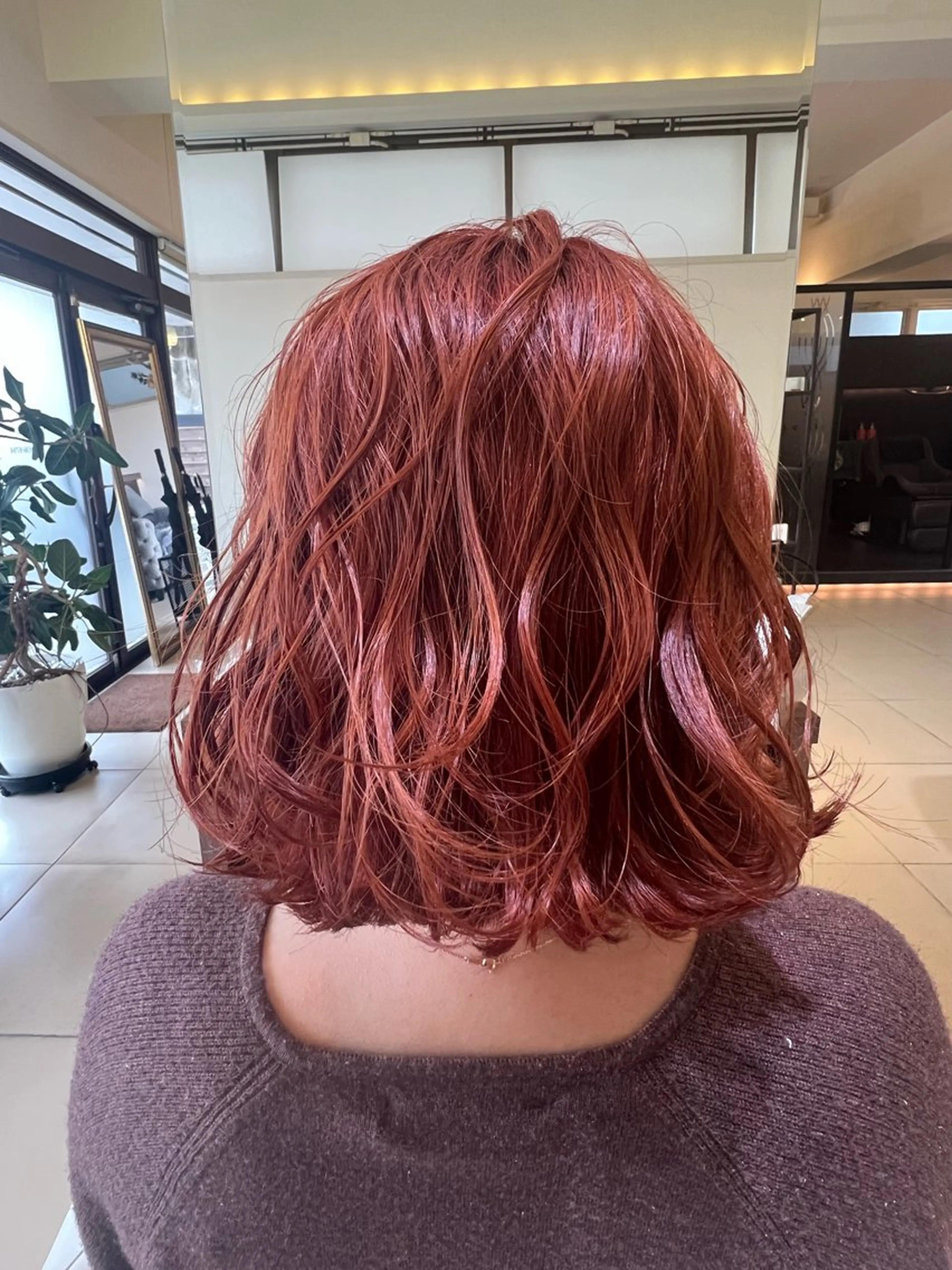 カラー パドドゥ 仲程のヘアスタイル