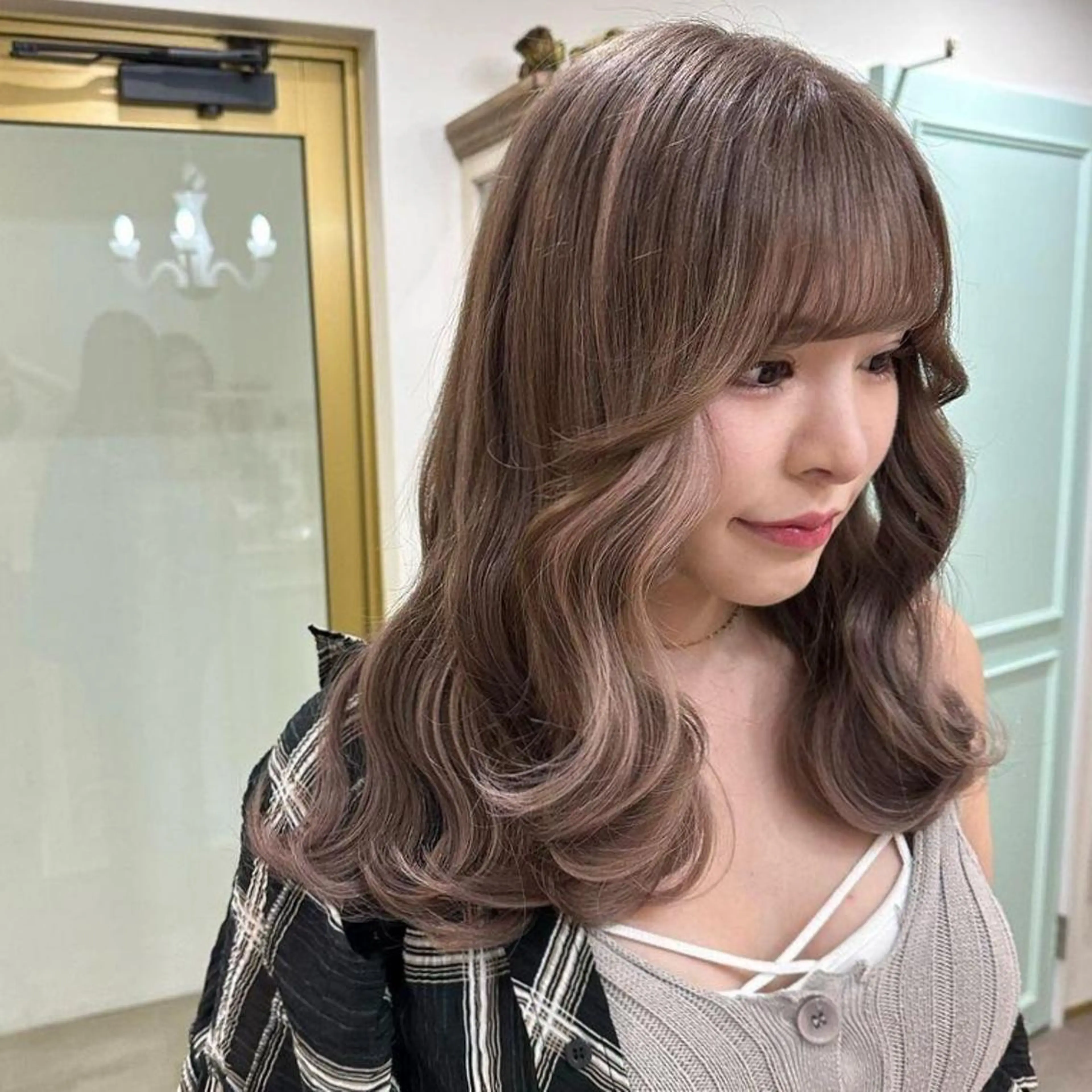 セミロング カラー ハイライトカラー ハイトーンカラー エクステ ハイライト ORIKA 美容室のヘアスタイル