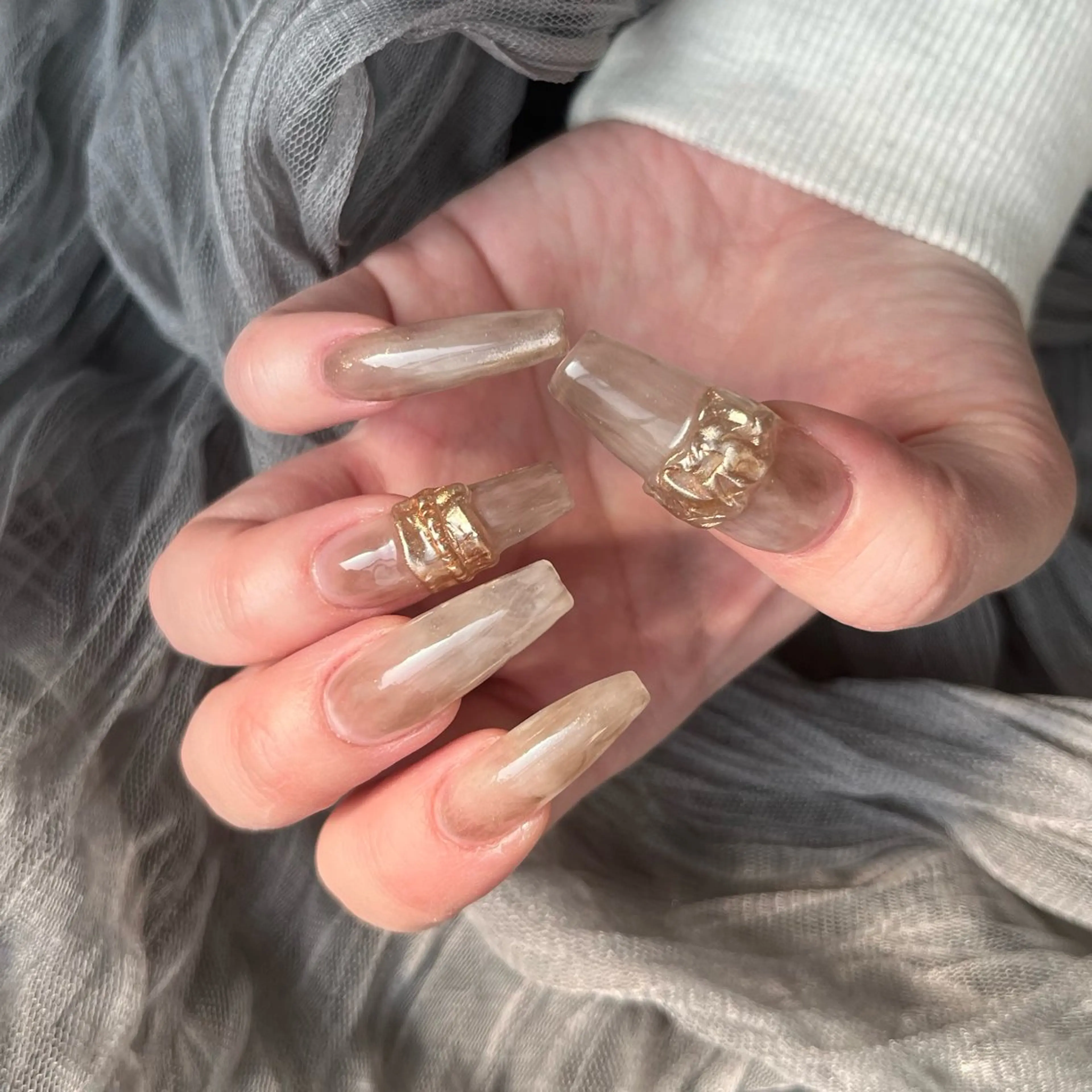 ネイル Ray. ちゅるん系ニュアンスのエステ・リラクイメージ