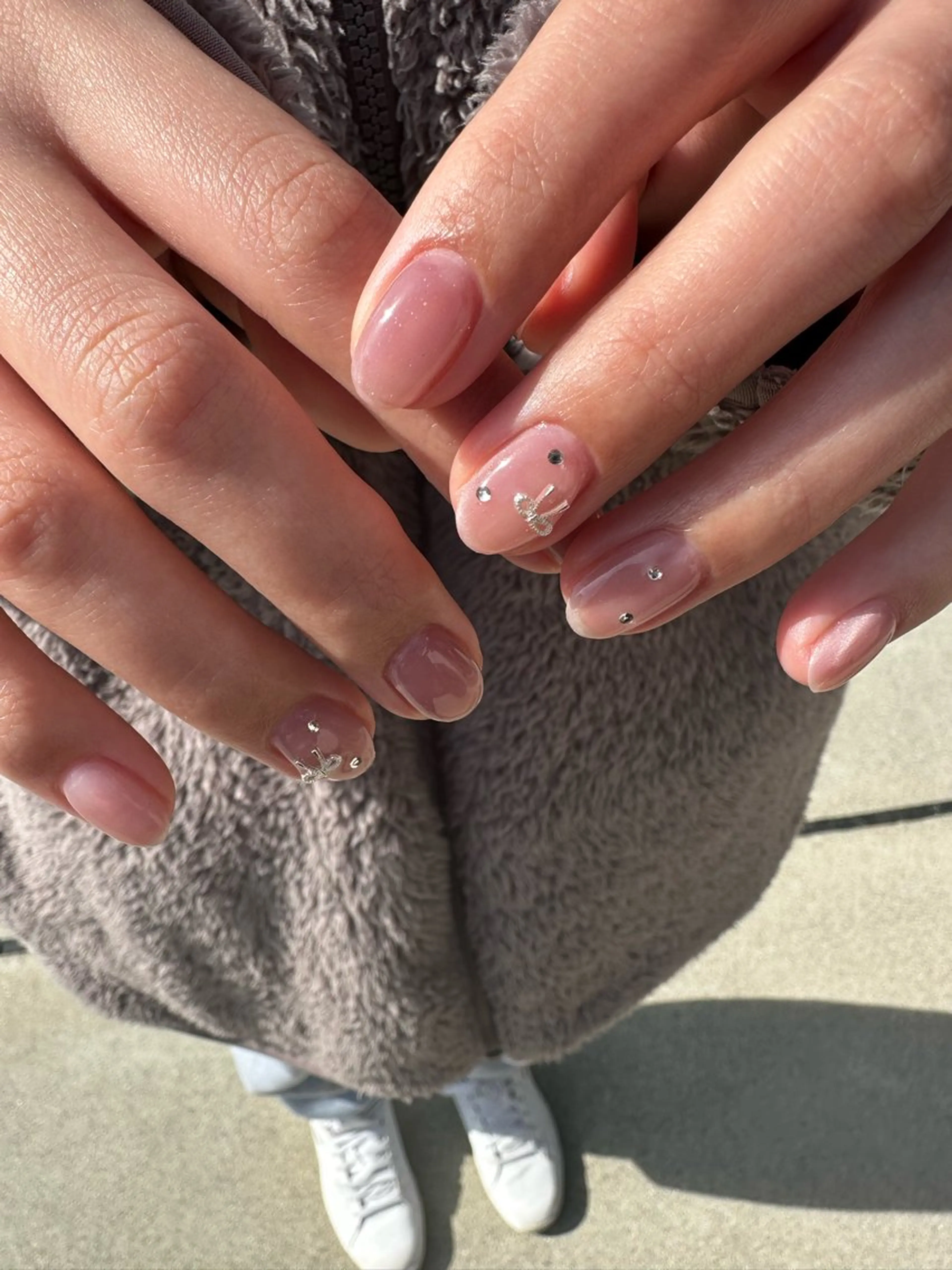 ネイル フレンチネイル リボン ハンドネイル Sawa ︎︎𓂃⟡.·のネイルデザイン