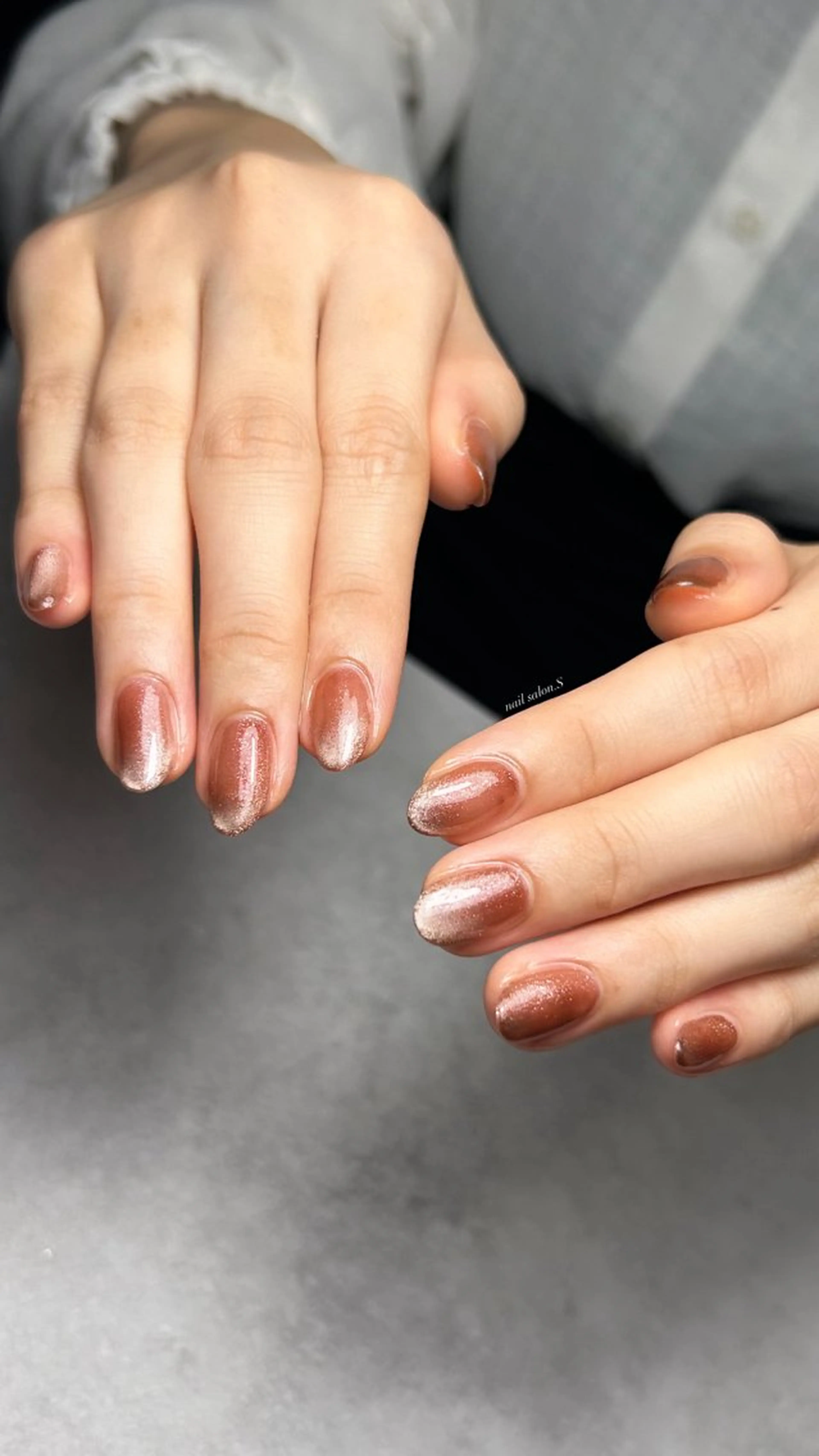 ネイル ブラウン クリアネイル 長さ出し マグネットネイル シンプルネイル ハンドネイル 関山 志乃のネイルデザイン