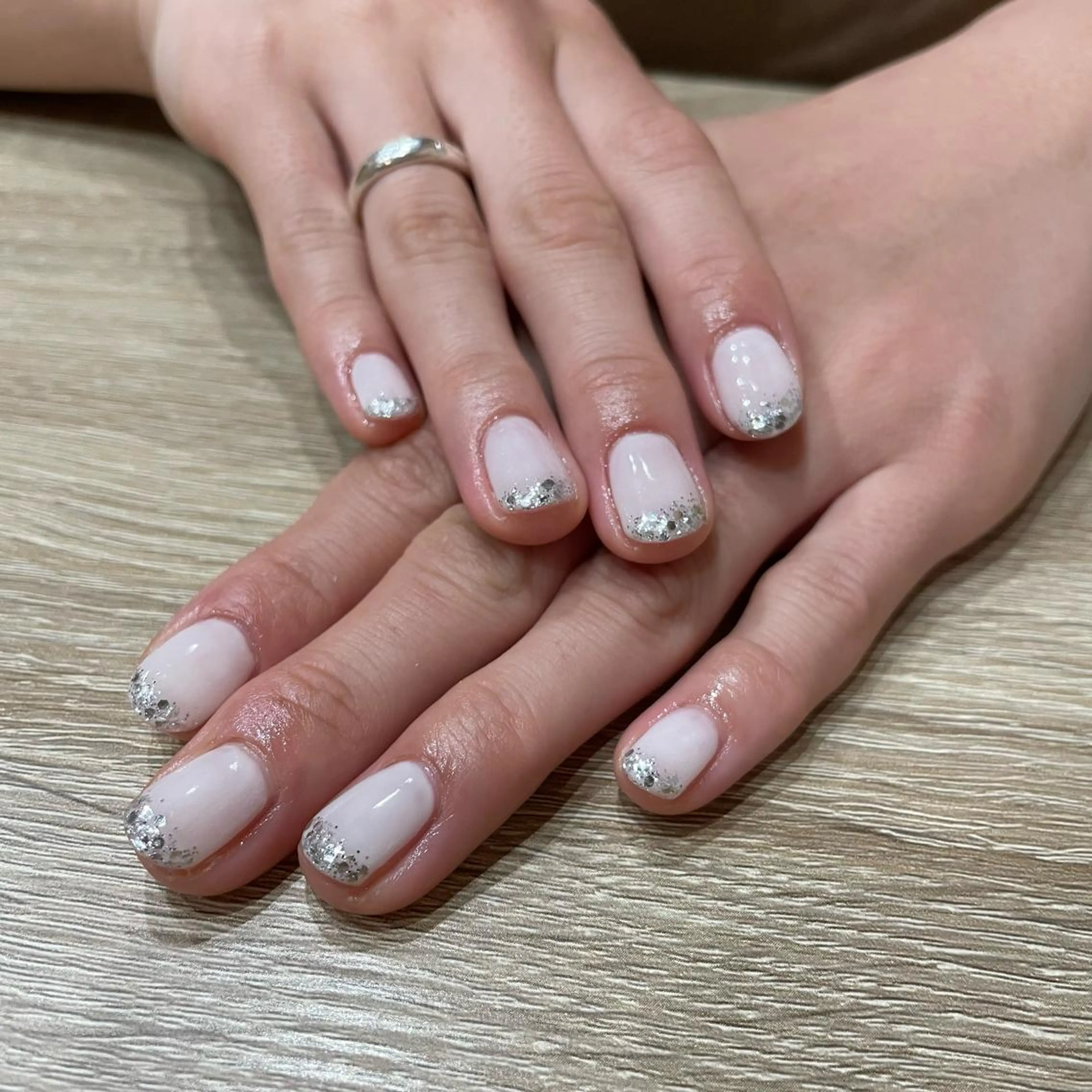 ネイル ラメ(グリッター) ハンドネイル liberté🫧 新小岩のネイルデザイン