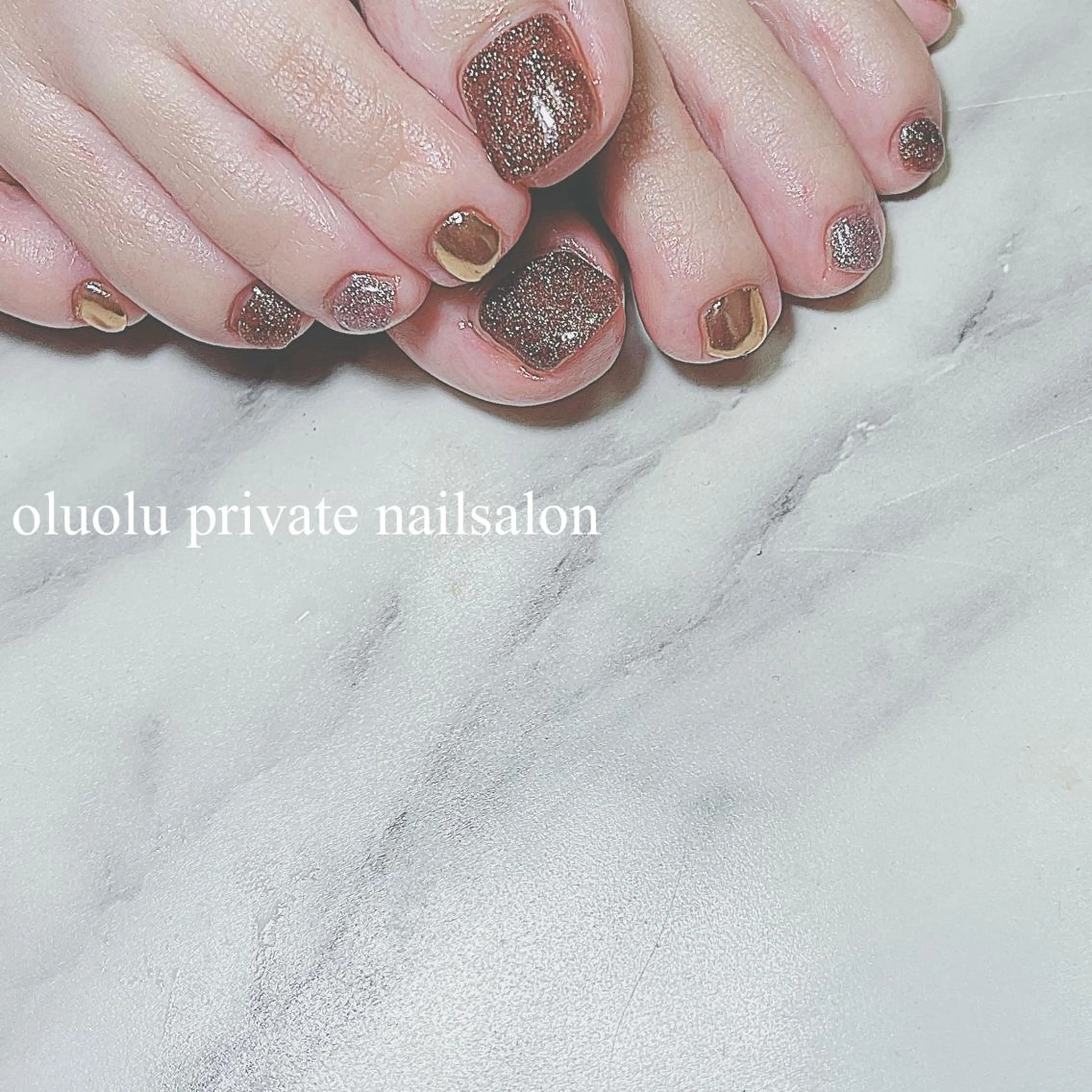 ネイル アートネイル フラッシュネイル フットネイル キラキラネイル ラメ(グリッター) 大村 紬華のネイルデザイン