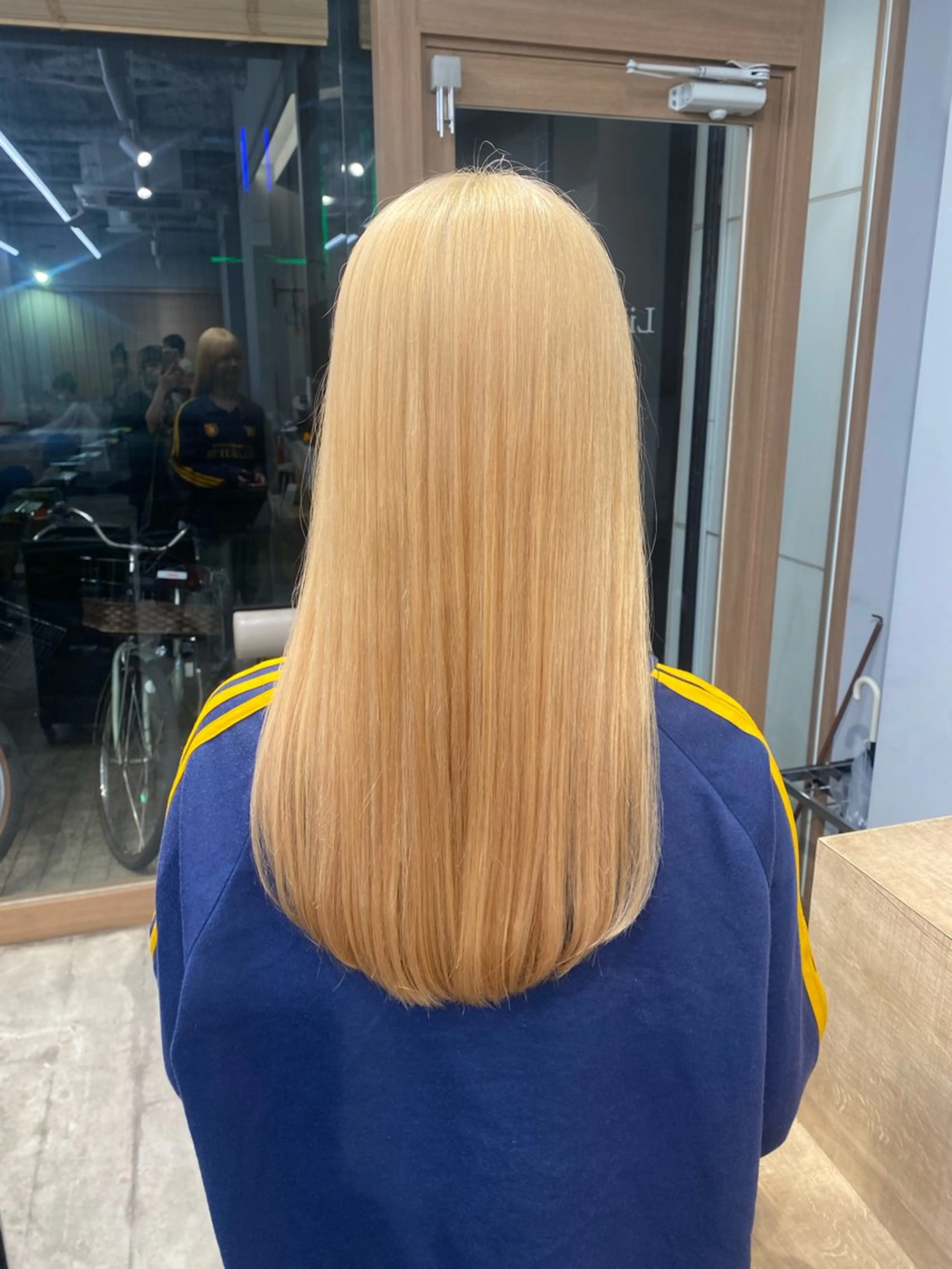 セミロング カラー 🐾Libero🐾 柏　KONOMIのヘアスタイル