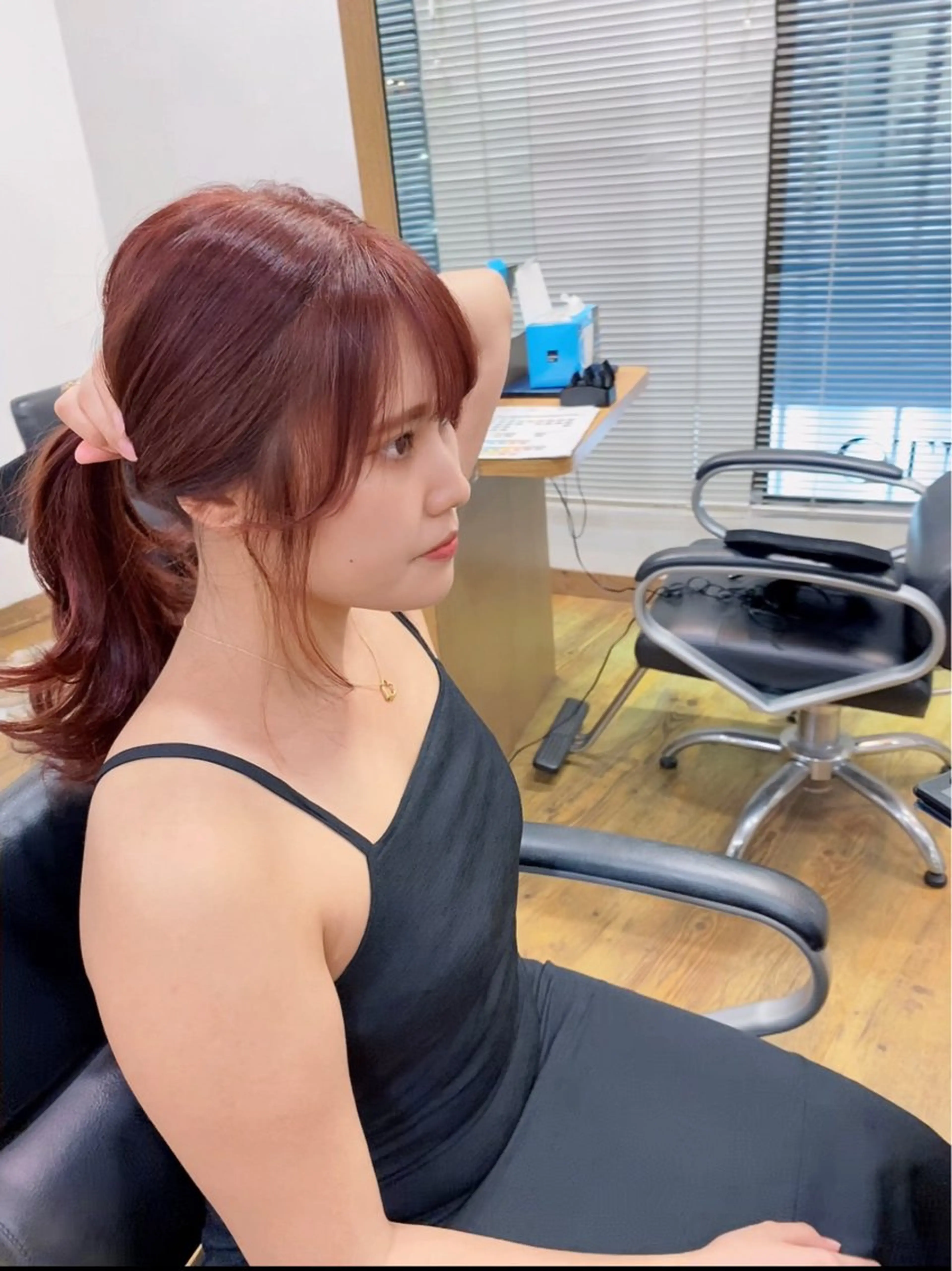 ロング カット ヘアカラー トリートメント 韓国ヘア🇰🇷 スズキのヘアスタイル