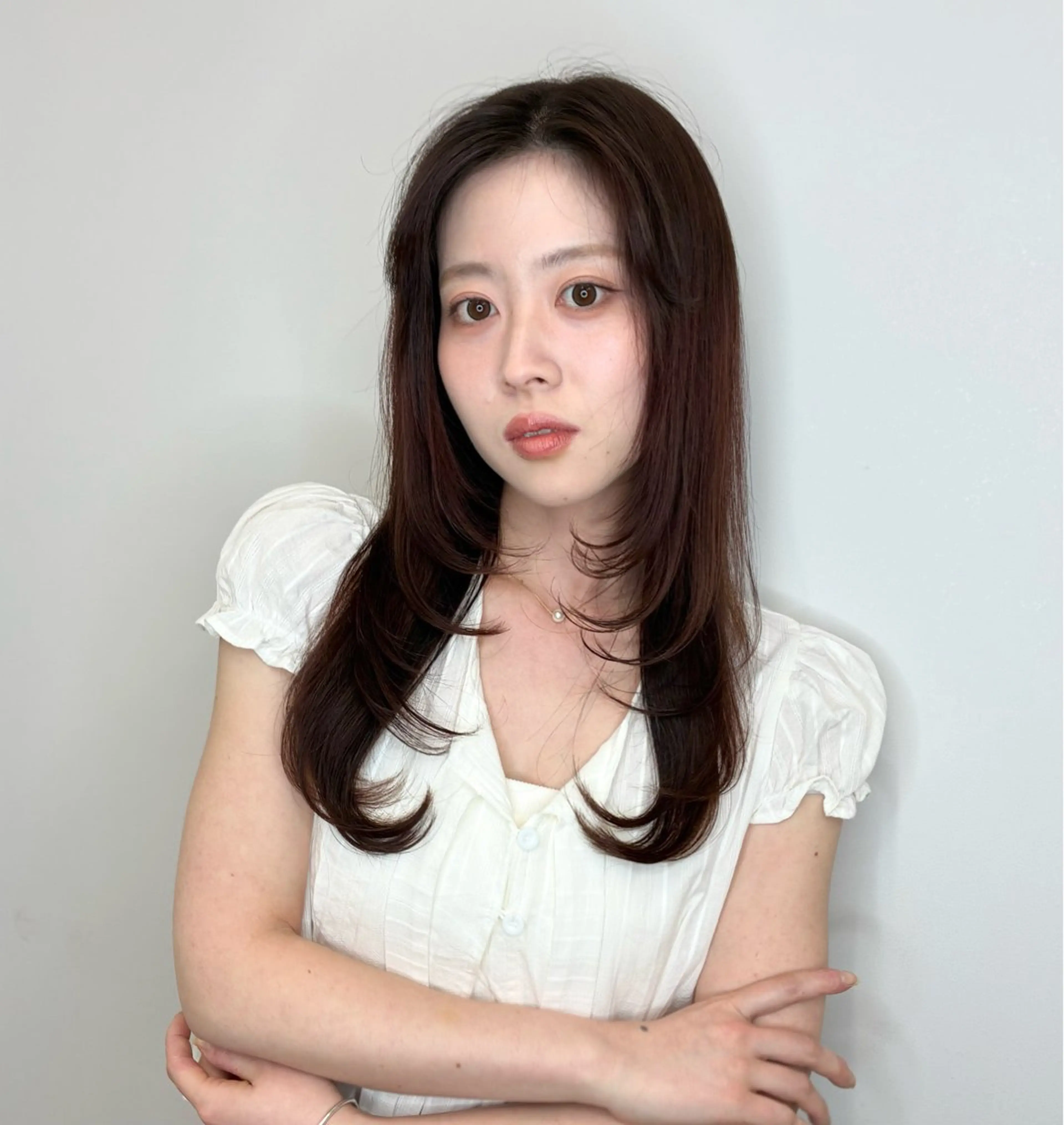 ロング レイヤーカット 碓氷 梨乃のヘアスタイル