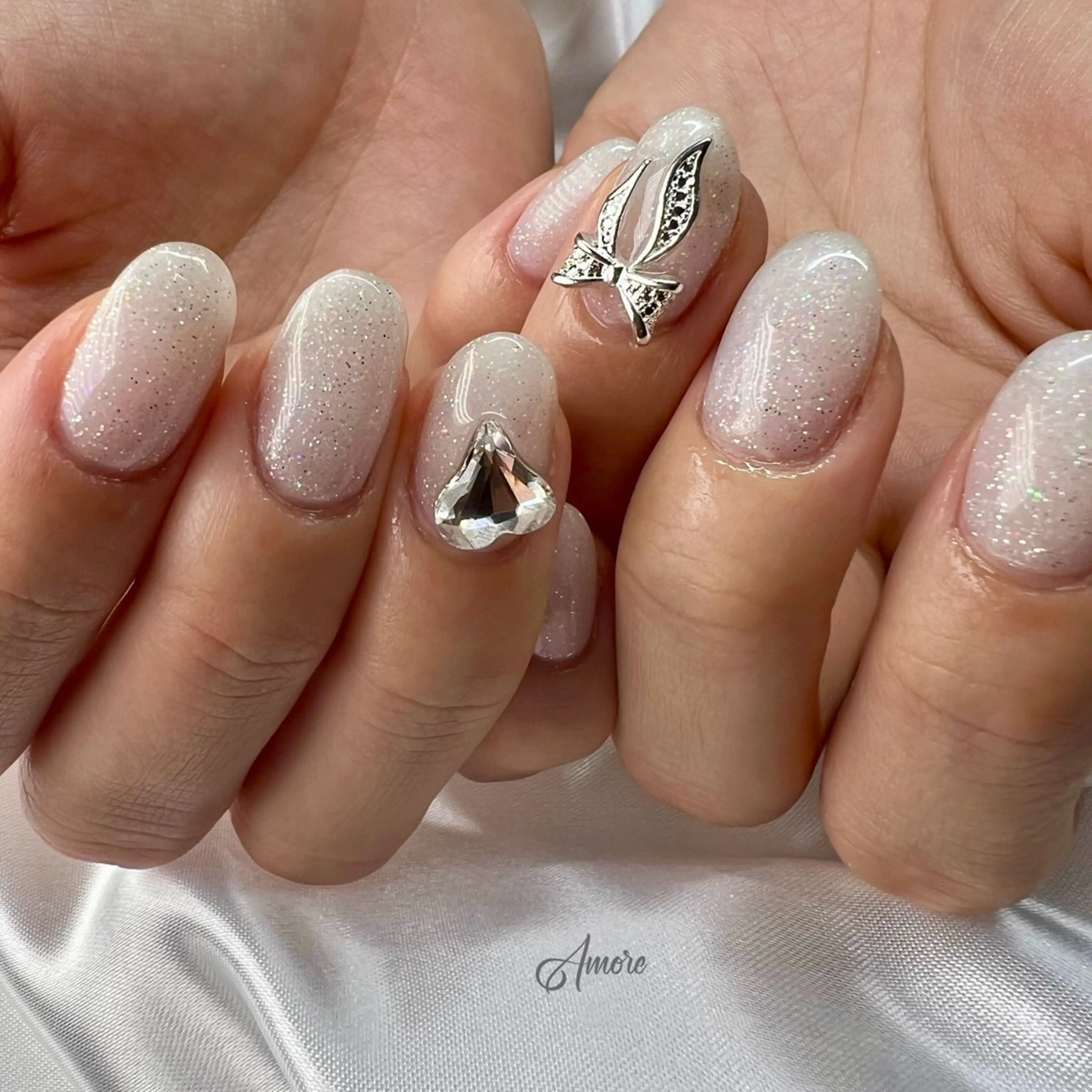 ネイル ジェルネイル キラキラネイル 韓国ネイル パラジェル 冬ネイル You kyehwaのネイルデザイン